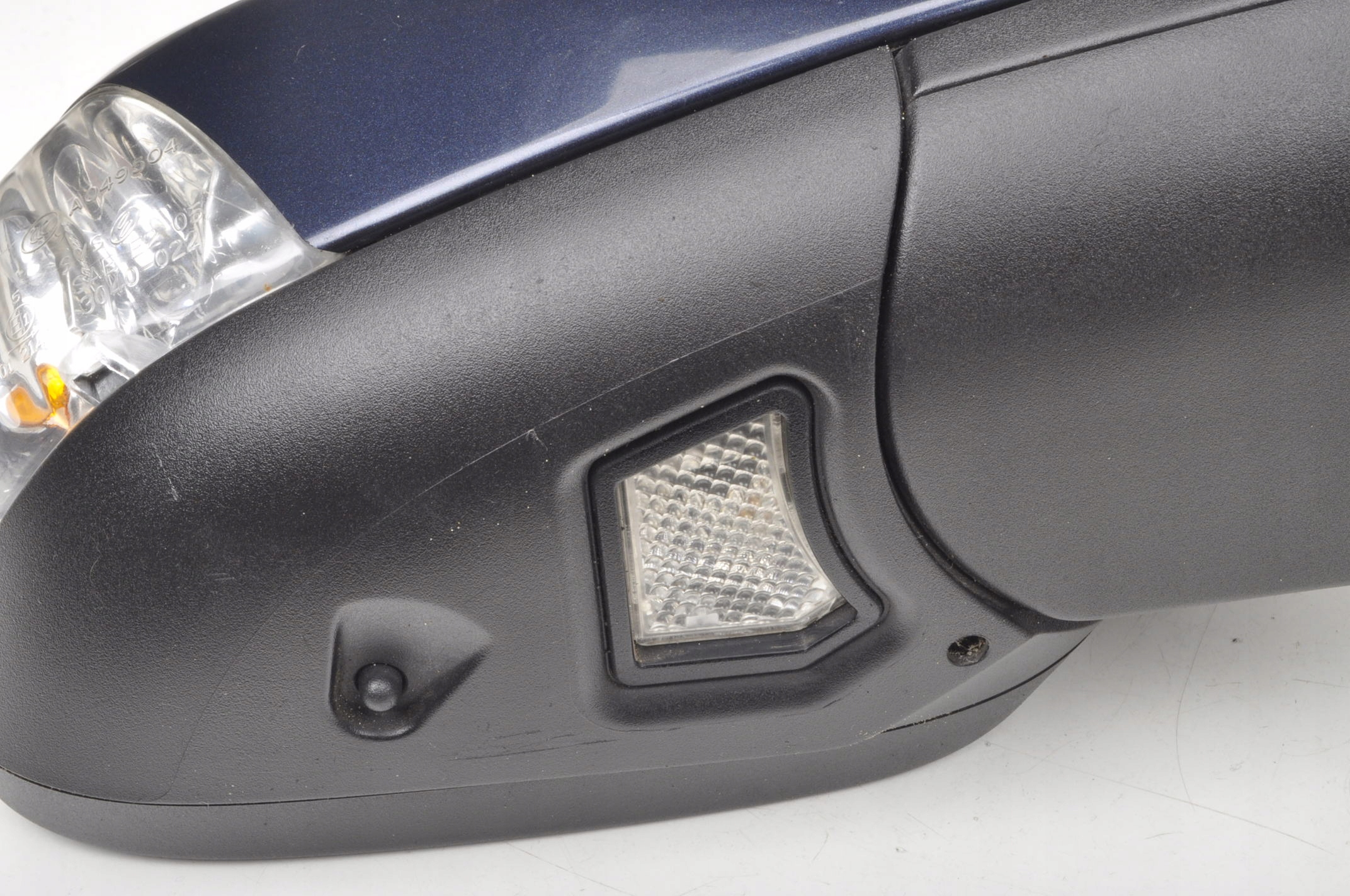 VOLVO XC70 II LUSTERKO PRAWE 8PIN+3PIN 498-46 Typ samochodu Samochody osobowe