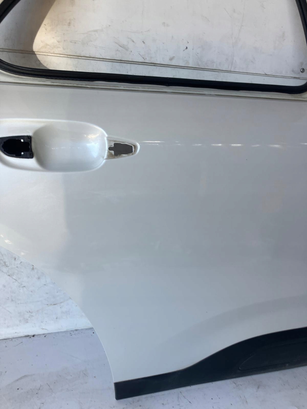Tür rechts heck CITROEN C4 CACTUS LIFT PERLA EFCD