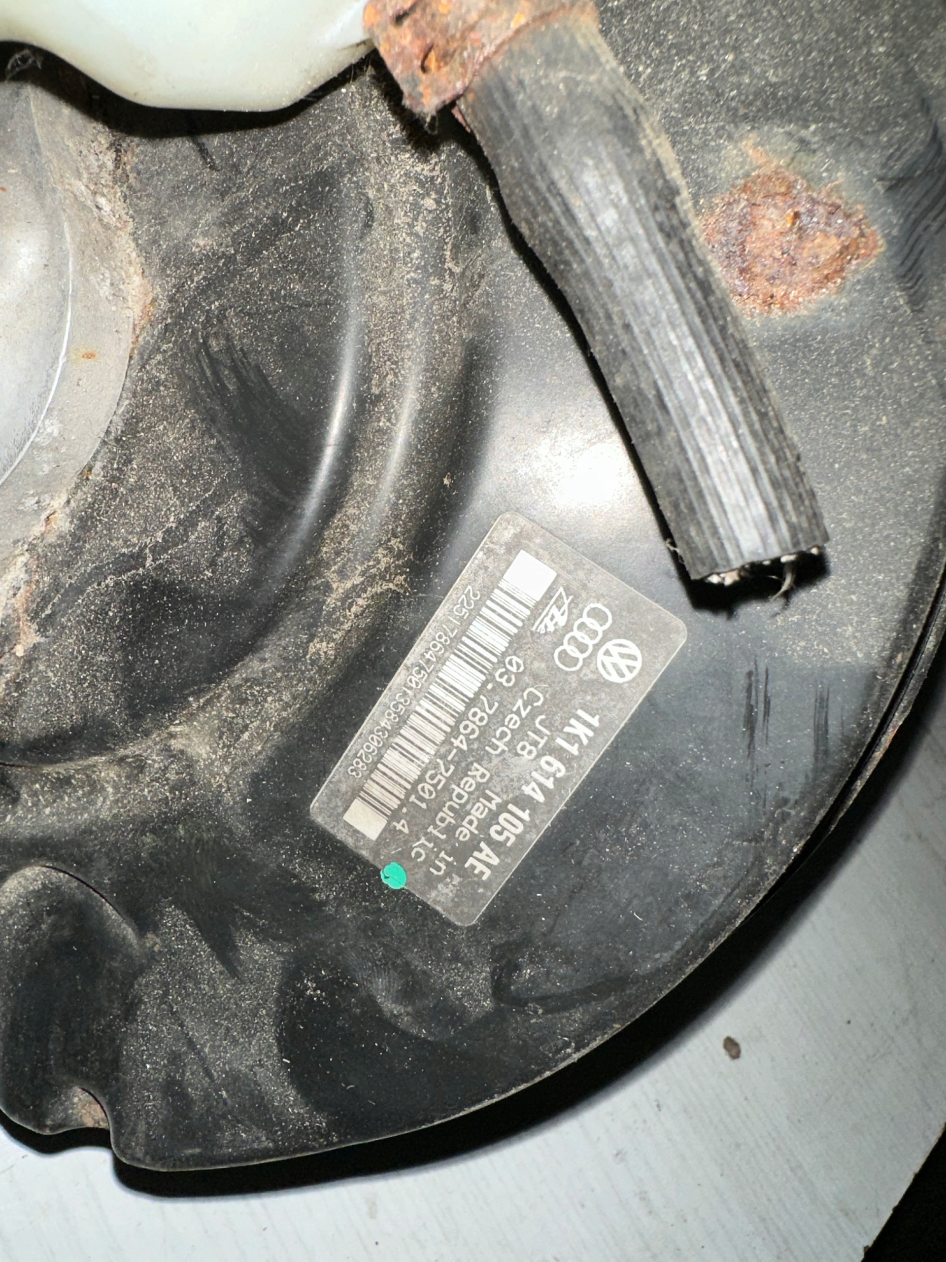 AUDI A3 8P 1.9 TDI Servo bremsen 1K1614105AE
