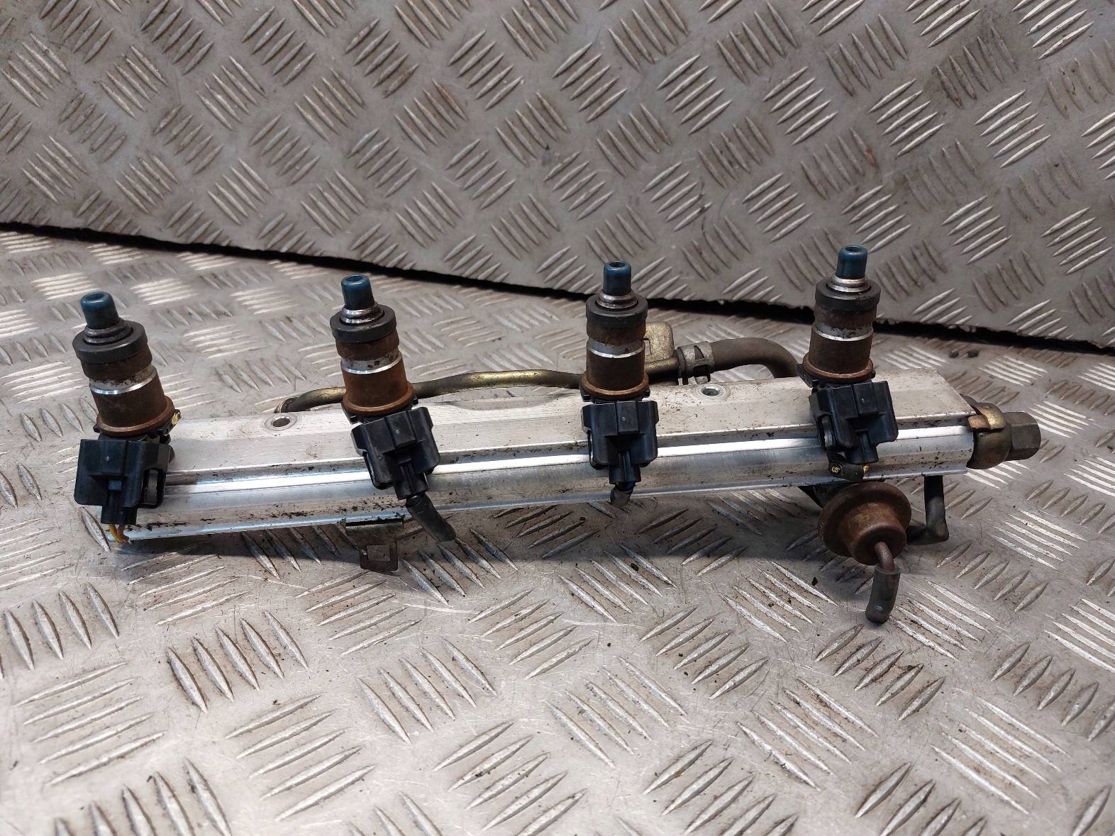 LISTWA WTRYSKOWA SKODA OCTAVIA I 1.8 AGN