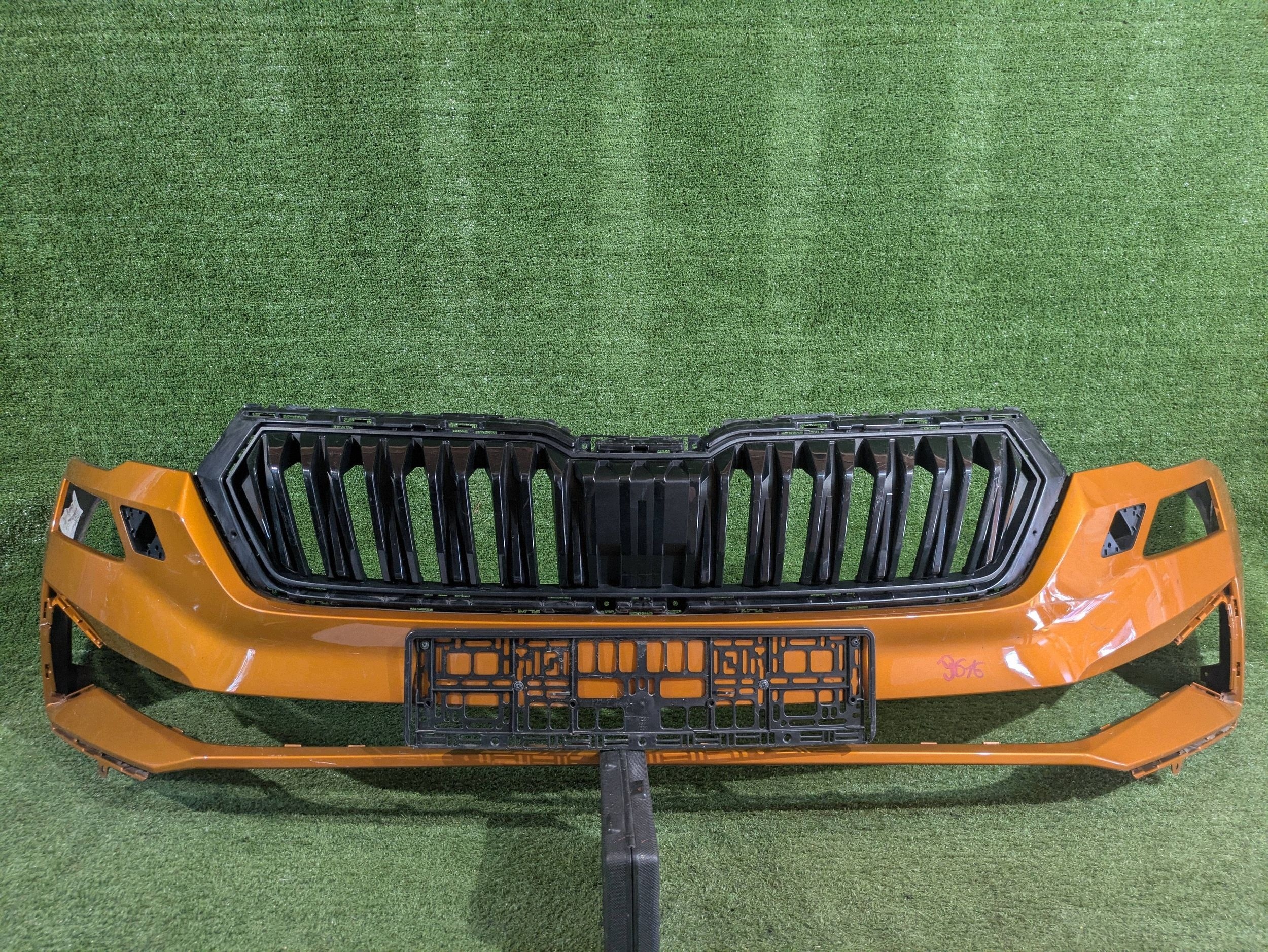 front bumper front SKODA KAROQ LIFT NR.Z9616