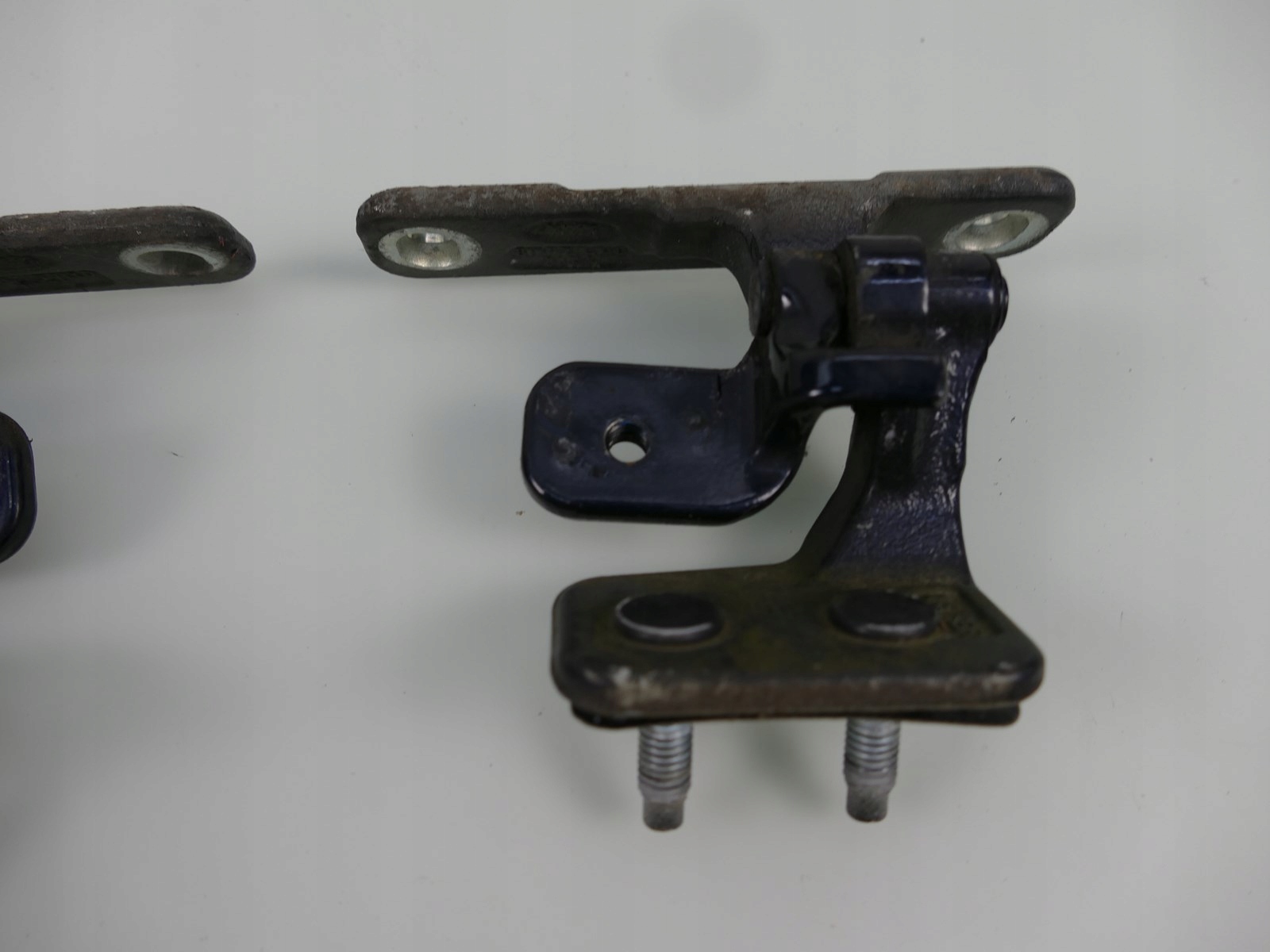 RANGE ROVER SPORT L320 hinges bonnet rear part LRC796