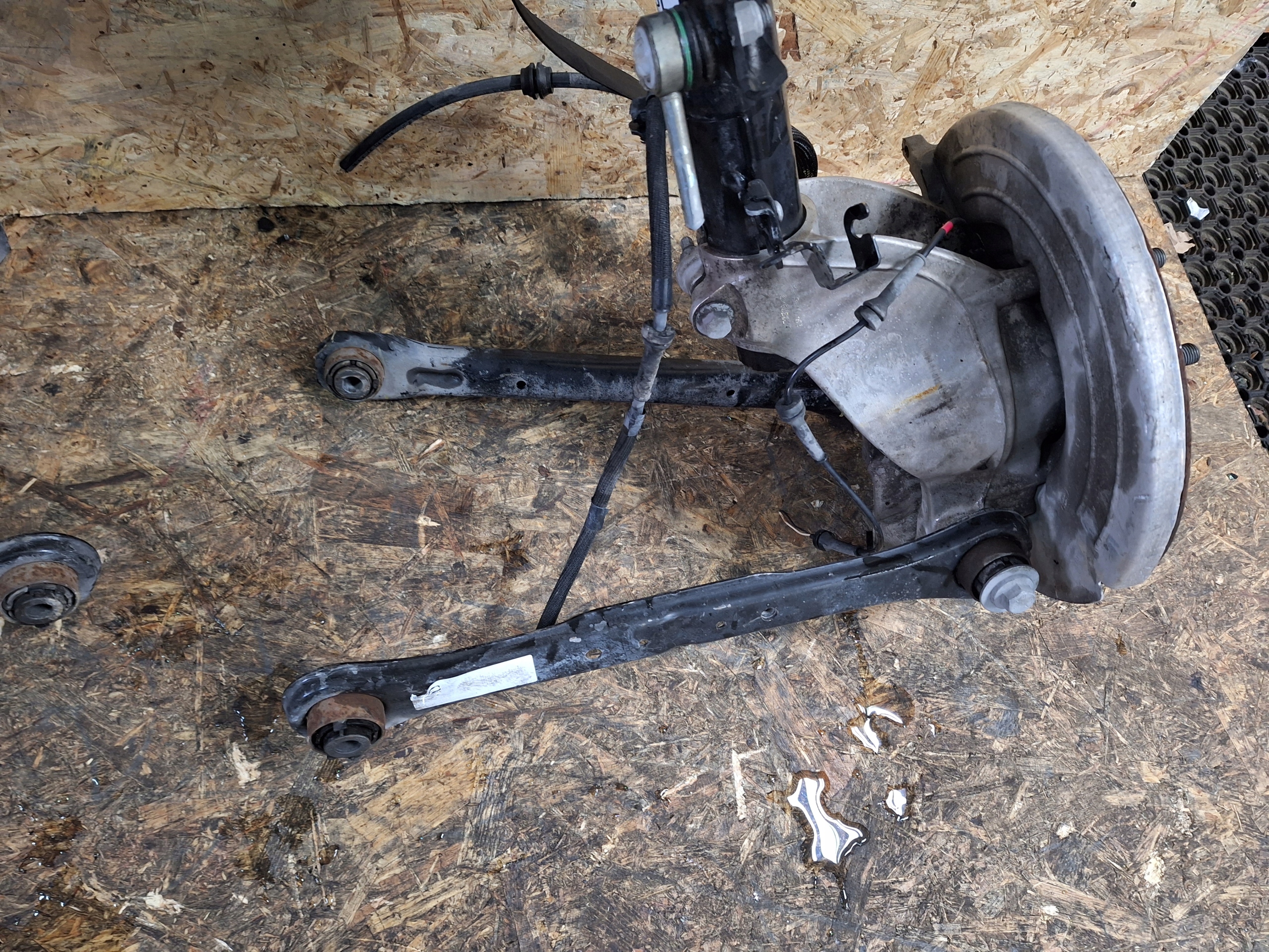 McPherson rear part swing right left Range Rover Evoque 11-18