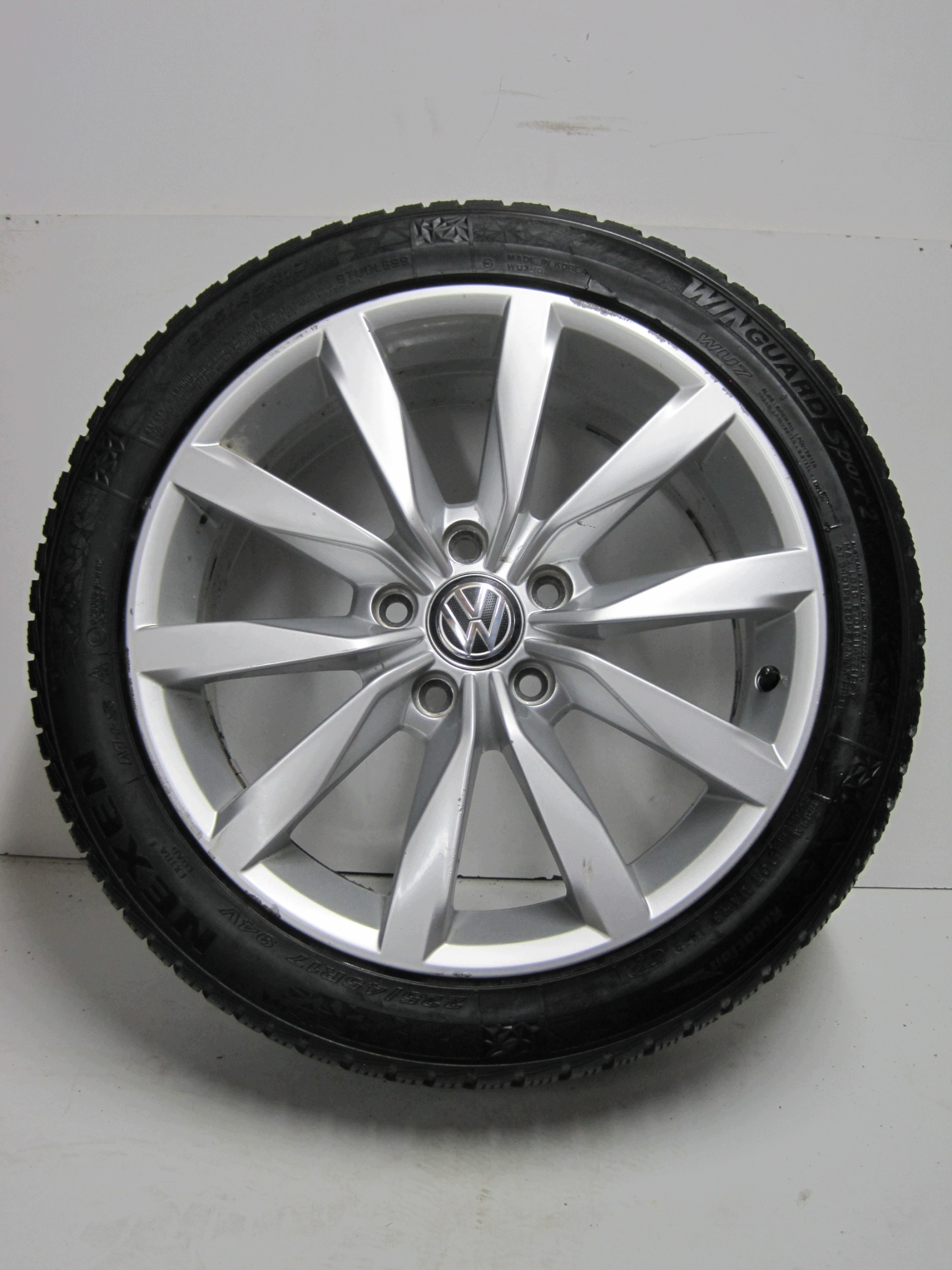 wheels discs tyres VW Golf 7 VII 5G0 R17 M+S 6MM