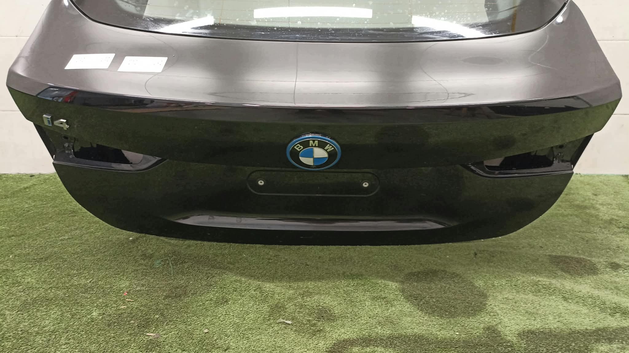 BMW I4 G26 boot door boot colour 475 BLACKSAPHIRRE METALLIC