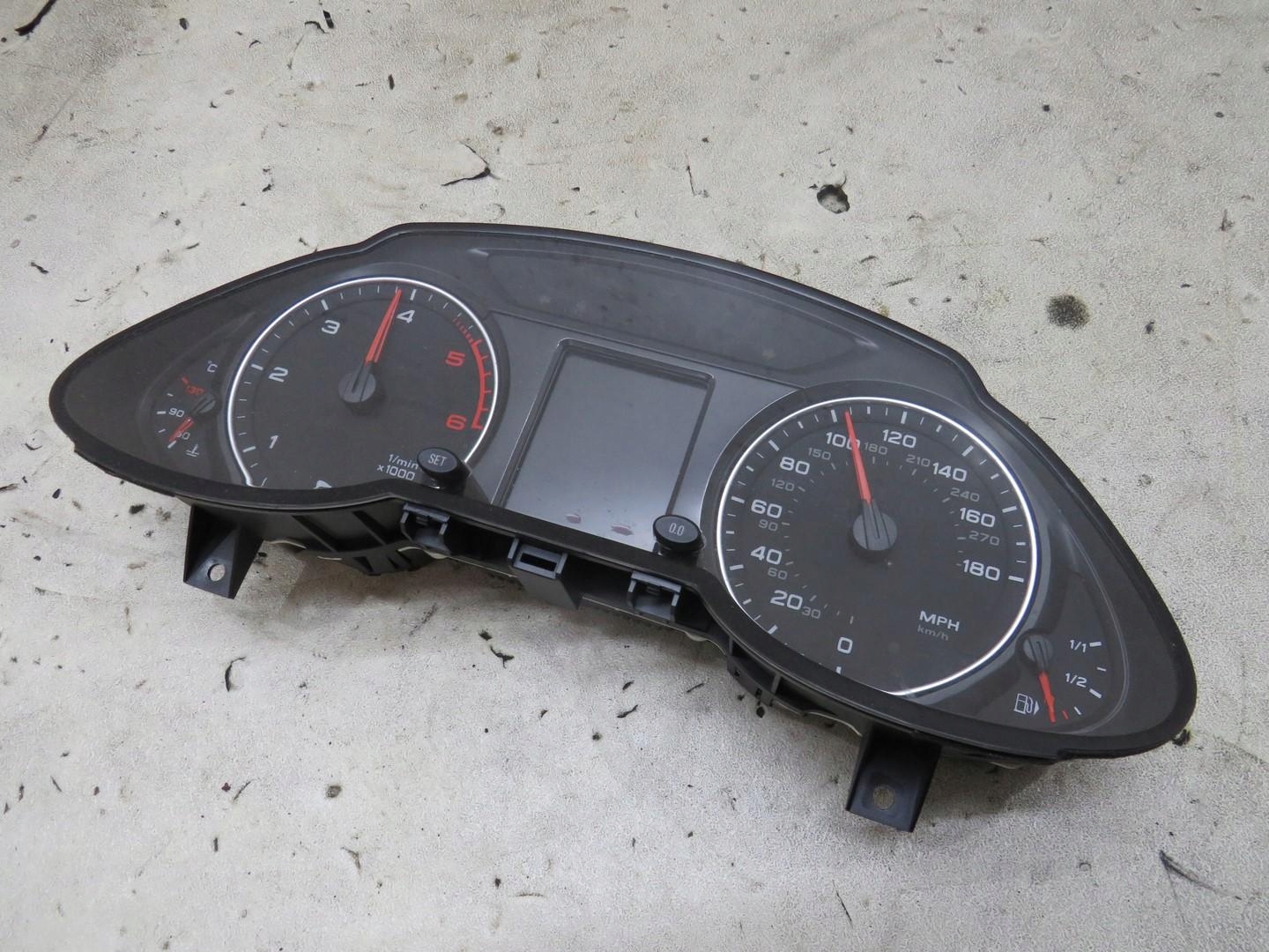 Лічильник годинник AUDI Q5 8R 8R0920980L