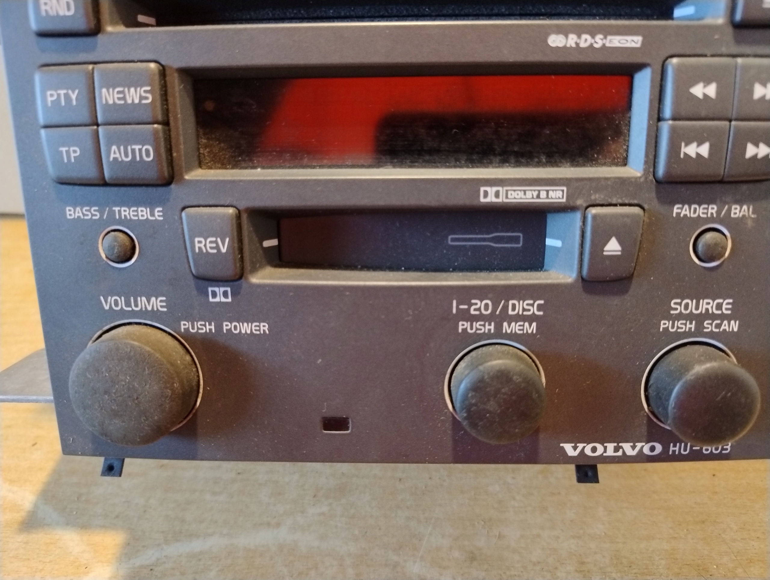 RADIO FABRIQUE VOLVO S80 ET 8651152-1