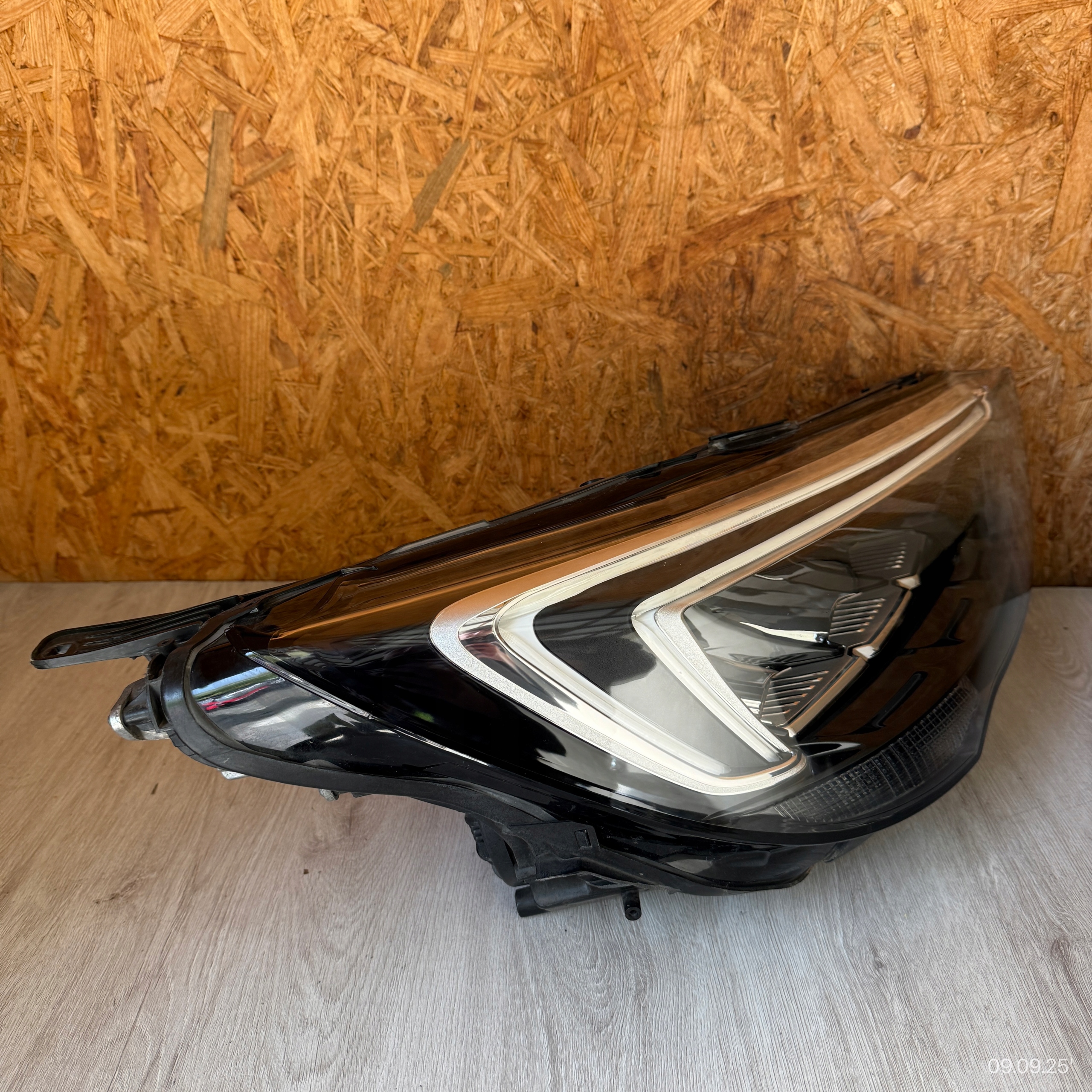 light left right lights front KOMPLET OPEL CROSSLAND X LIFT FULL LED