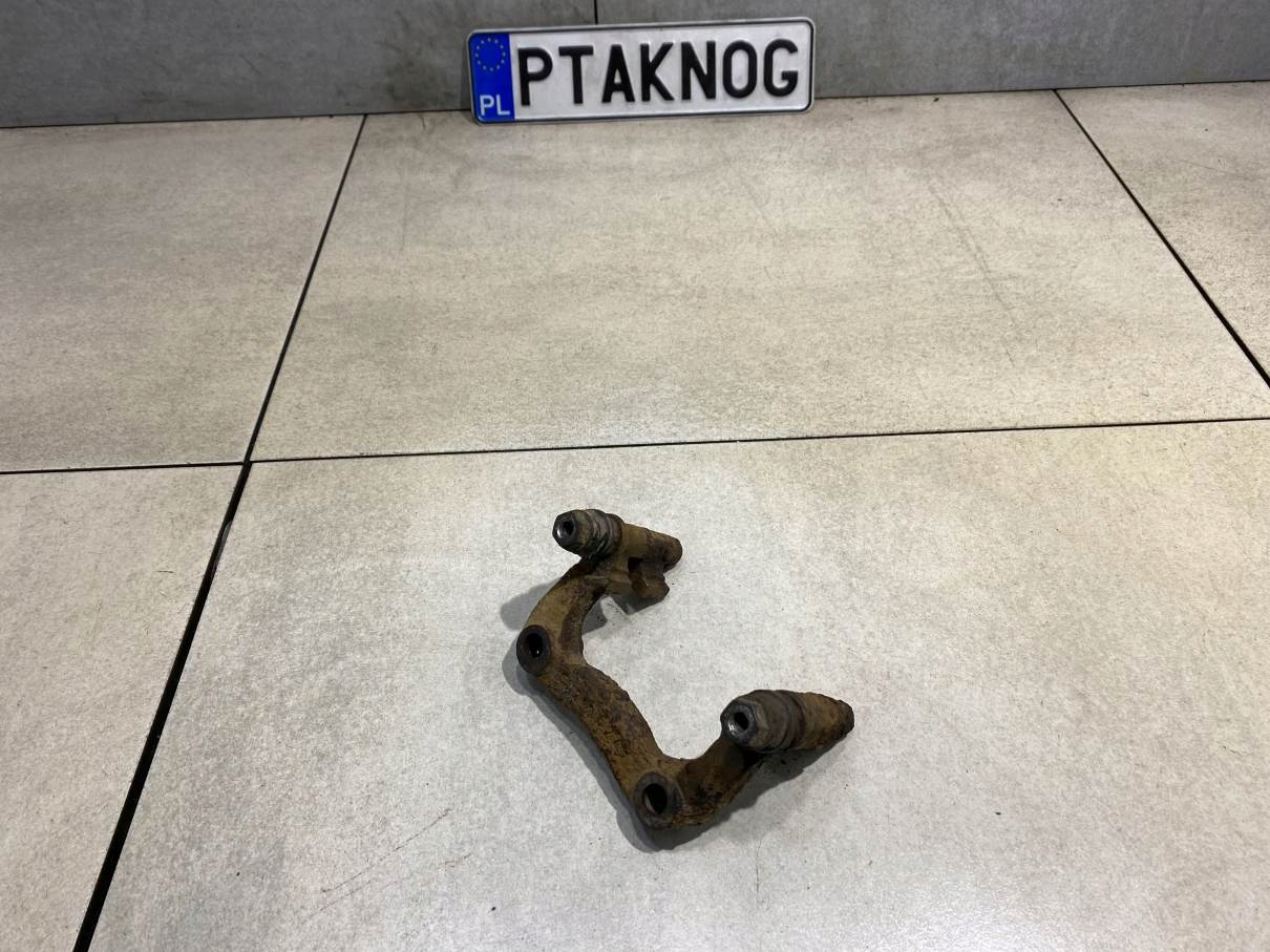 JARZMO třmenu záď AUDI A3 8L 1.6