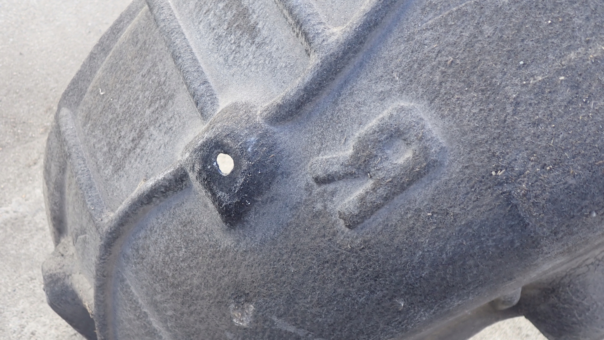 8W0810172G подкрылки задний правый Audi A4 B9 8W