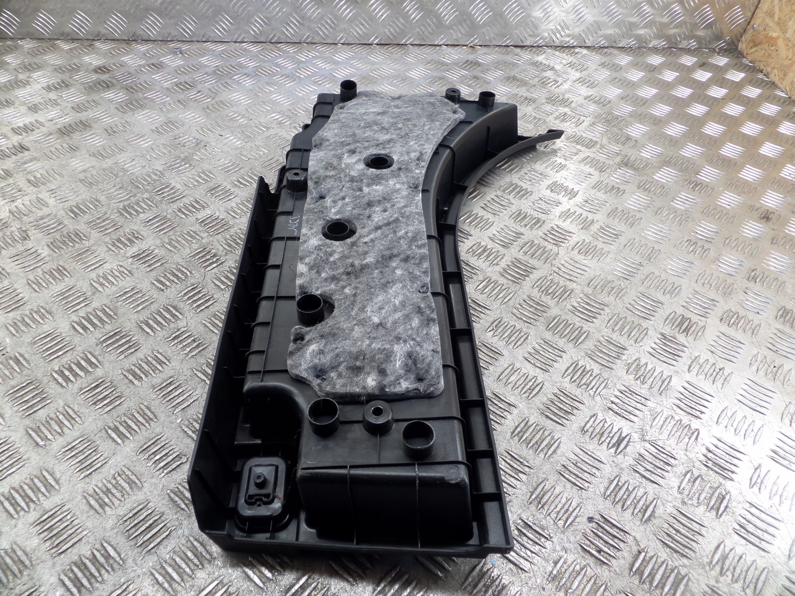passenger compartment boot rear right HYUNDAI I30 II 85753-A6300