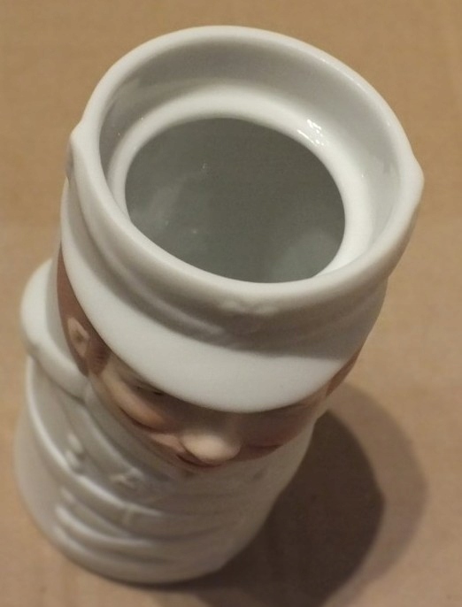 Wazonik porcelanowy - żołnierz ......Rosenthal Wysokość produktu 16 cm
