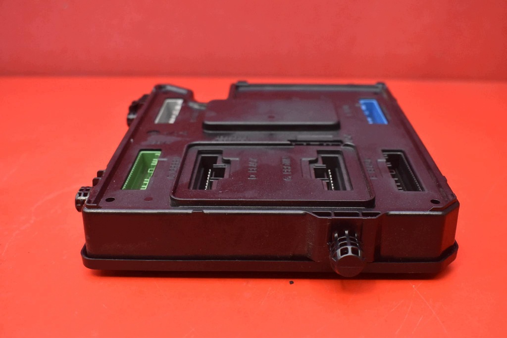 control unit module BCM 284B18853R RENAULT MEGANE 3 III 1.2 TCE 115 KM 13-20