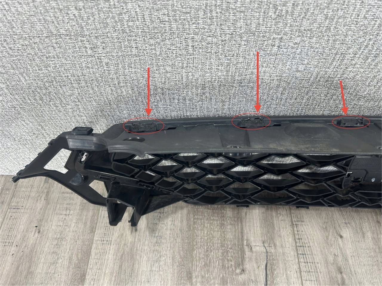 SEAT ATECA LIFT 2020-> grill grille bumper front 575853654M