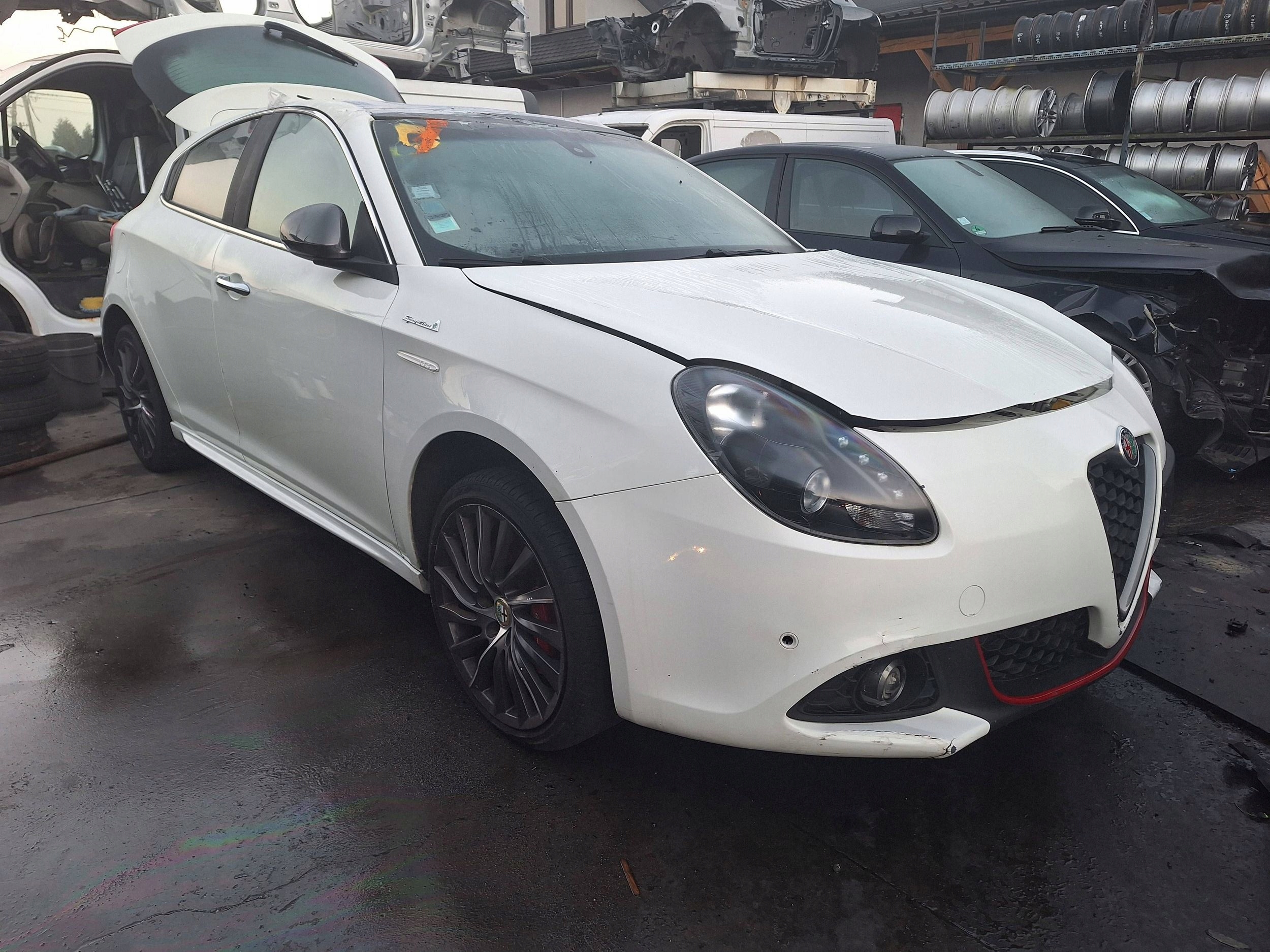 Alfa Romeo Giulietta 50513401 light rear part left DO bonnet boot
