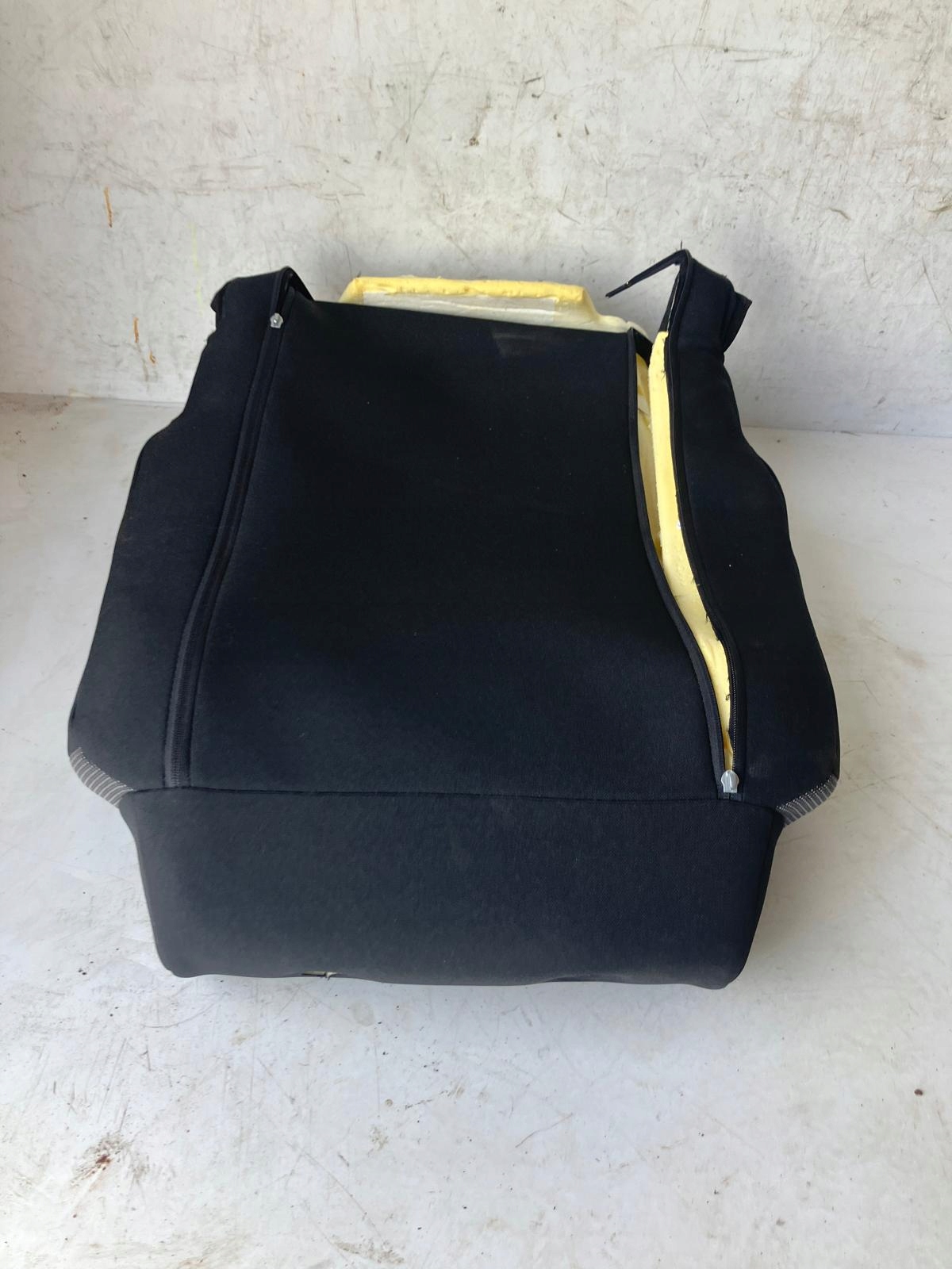 OPARCIE seat driver´s left front CITROEN C3 III
