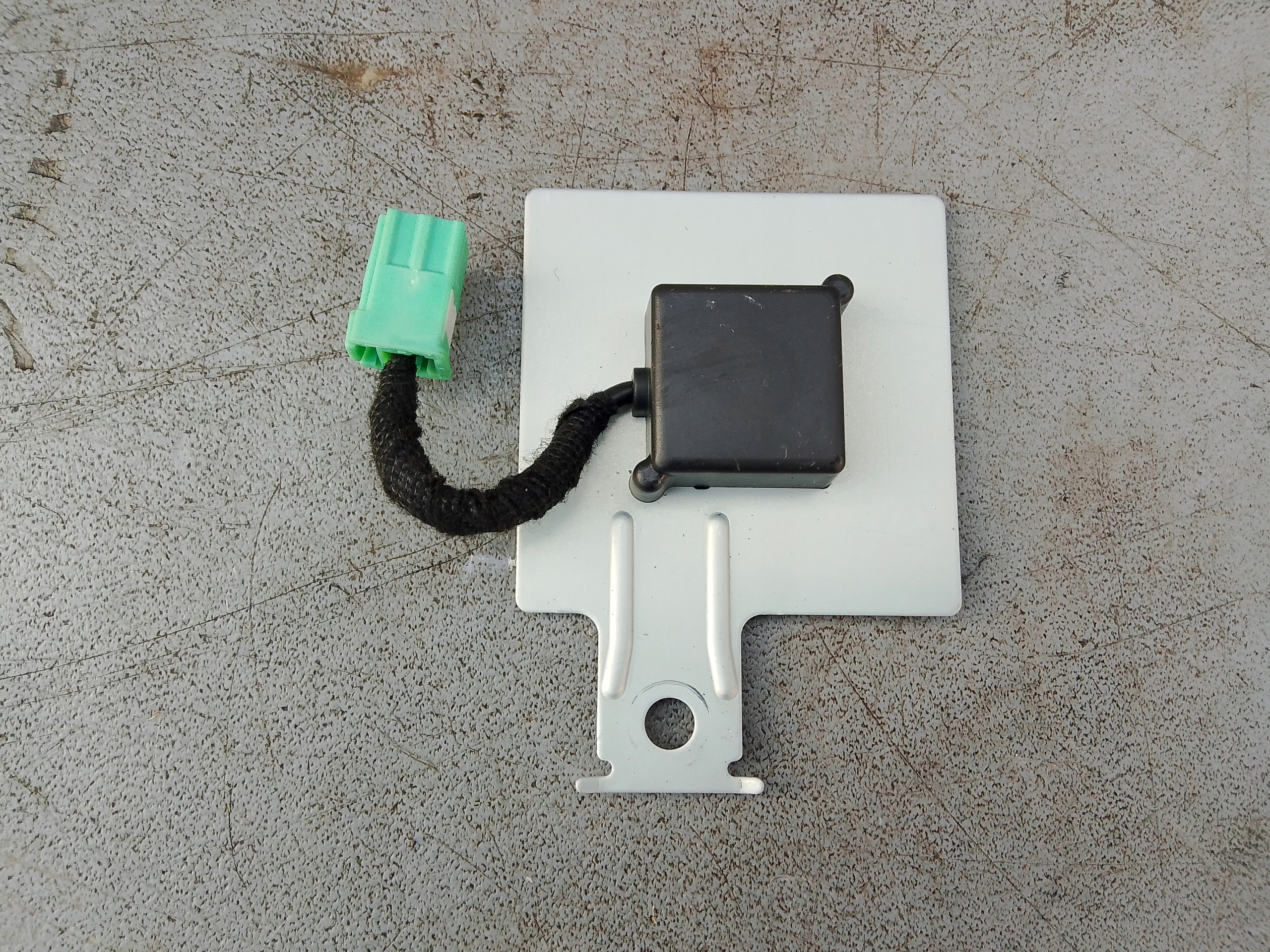 антенна mazda CX5 и РЕСТАЙЛИНГ GLJ166DY0