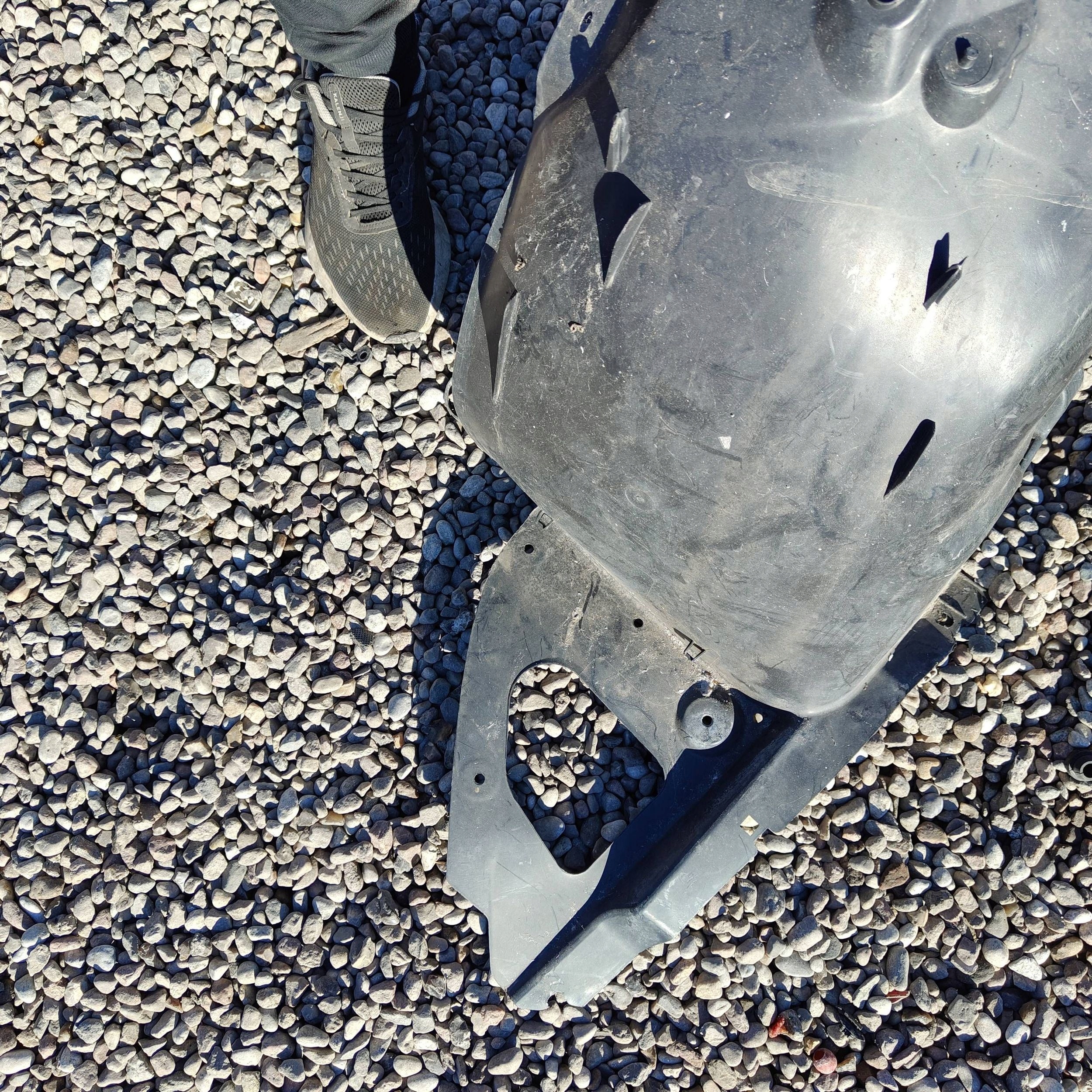 Peugeot 208 2015 front side right mudguard front