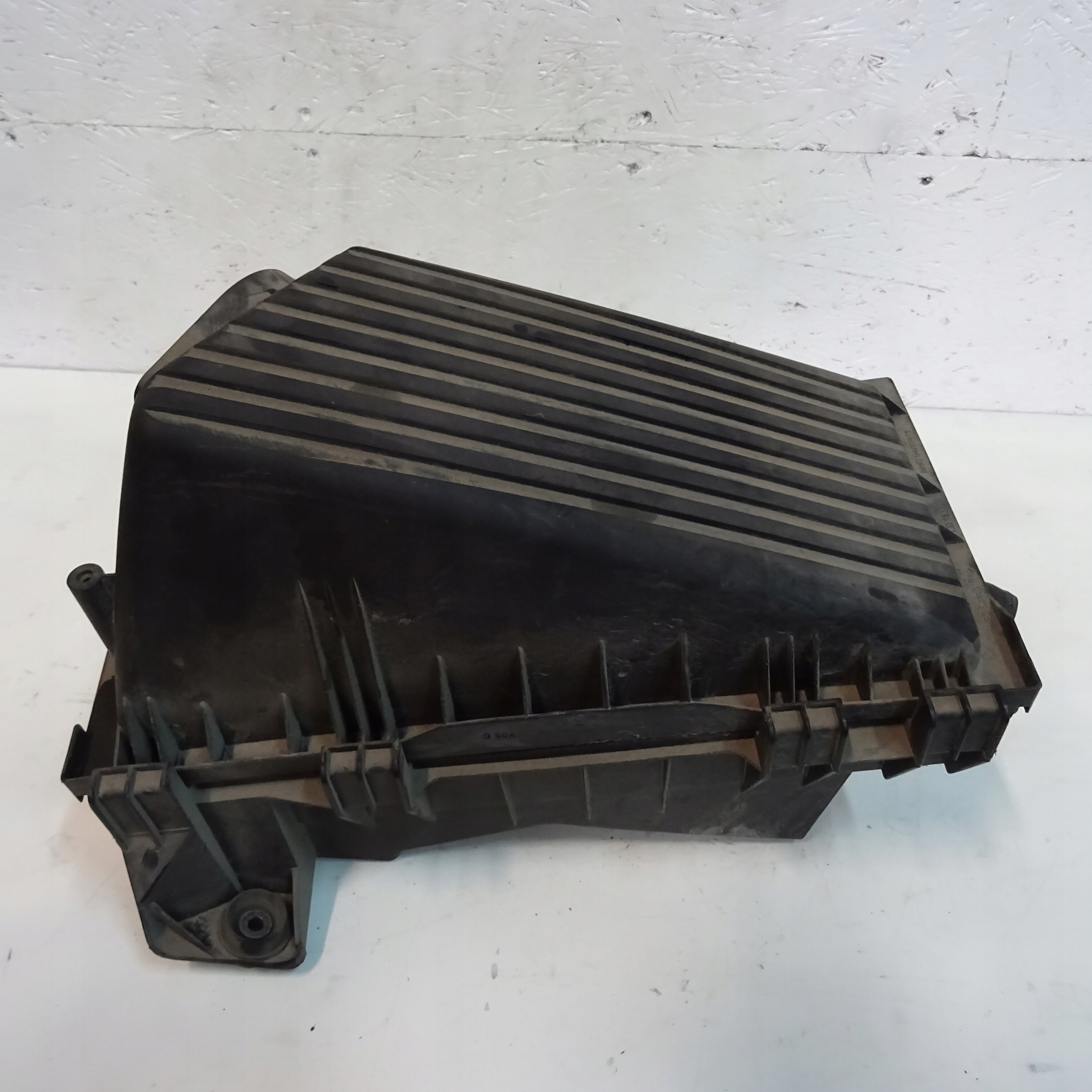 SEAT TOLEDO II Gehäuse filter luft 1J0129620