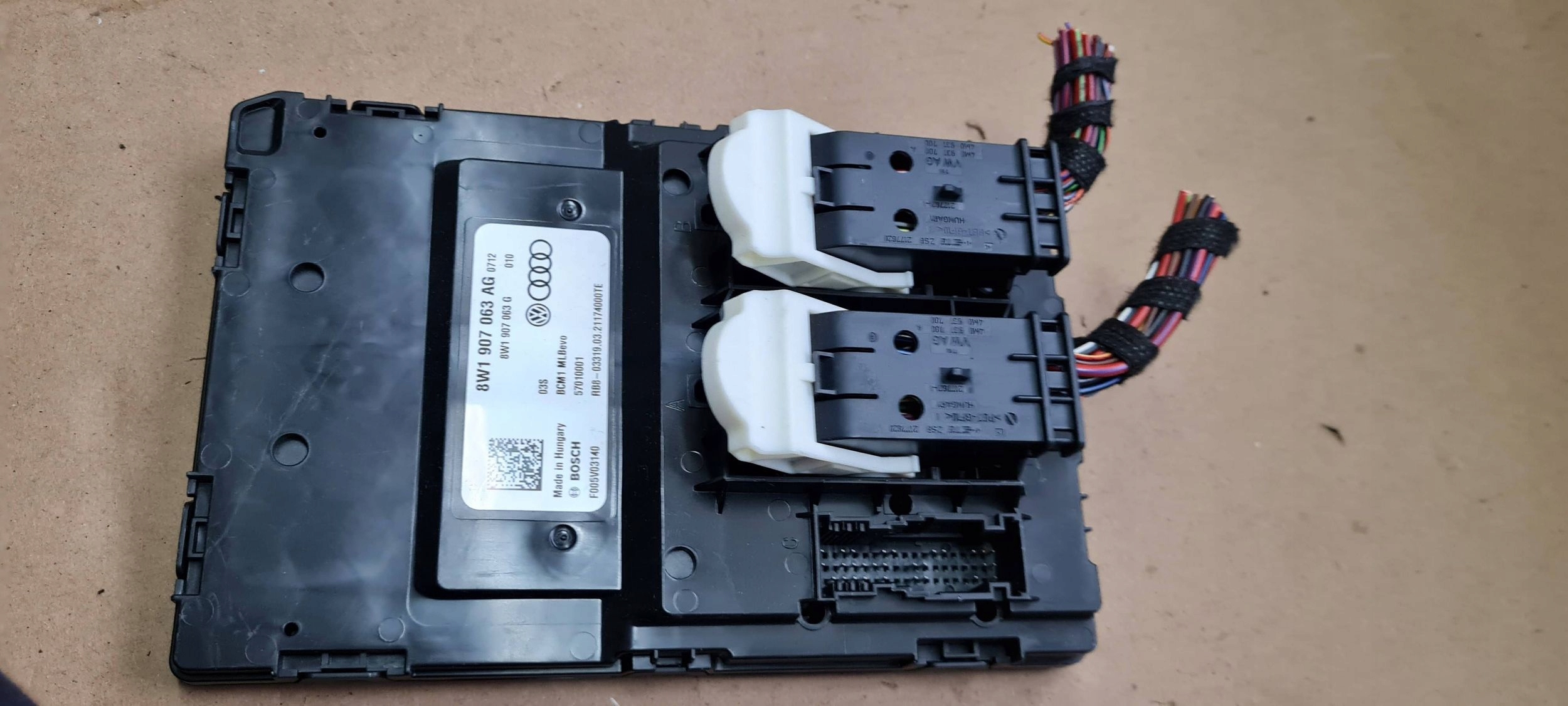 A5 8W S5 LIFT module control unit KOMFORTU WTYCZKI 8W1907063AG S4 B9 8W A4
