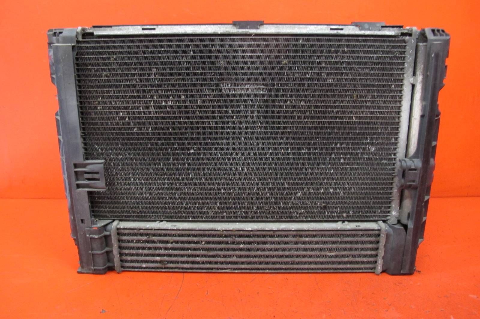 BMW 3 E90 E91 2.0 D N47D20C chladiče ventilátor MANUAL KOMPLET 318d