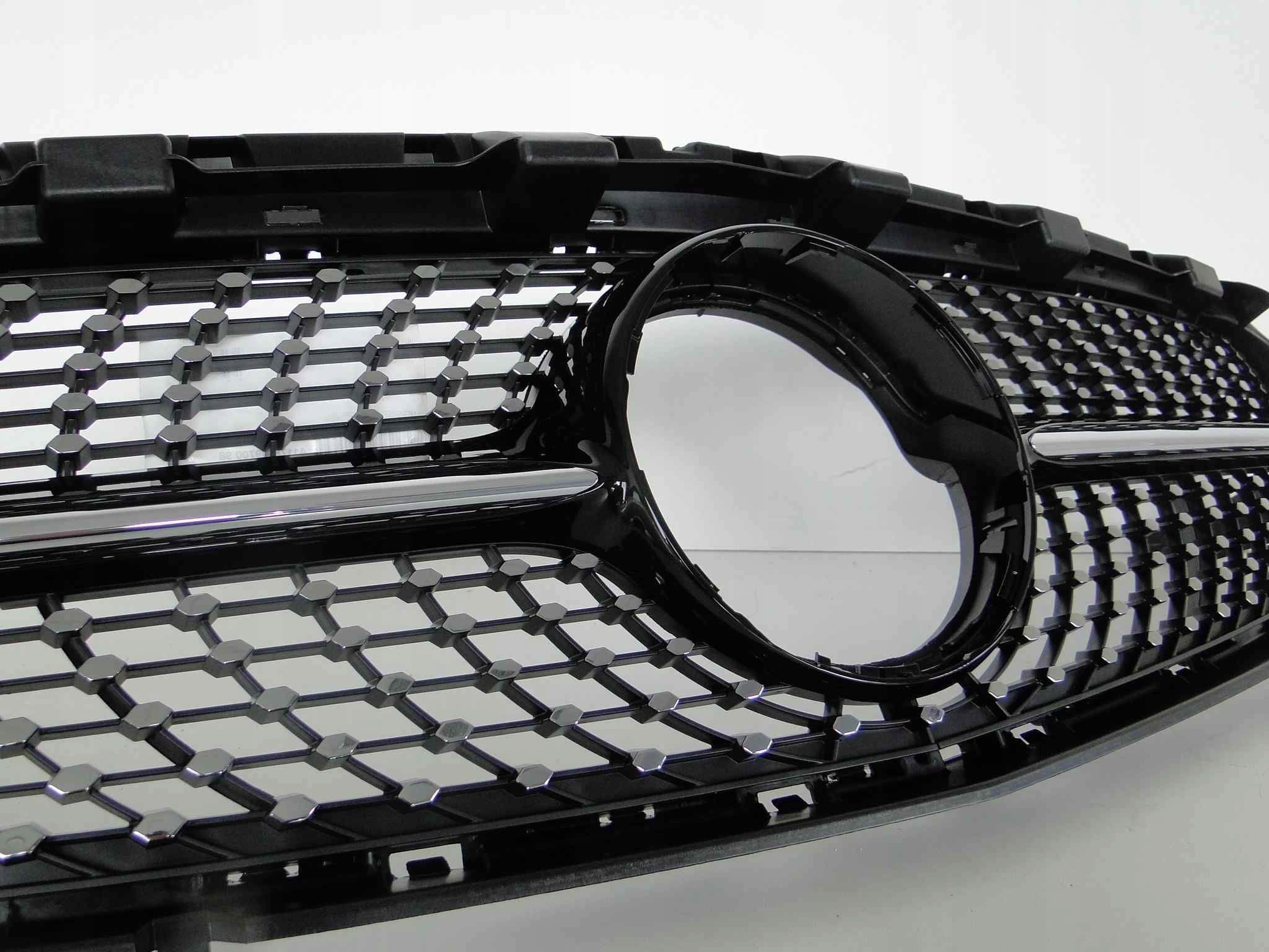 MERCEDES CLA 117 LIFT GRILL ATRAPA DIAMENT AMG Producent części Mercedes-Benz OE
