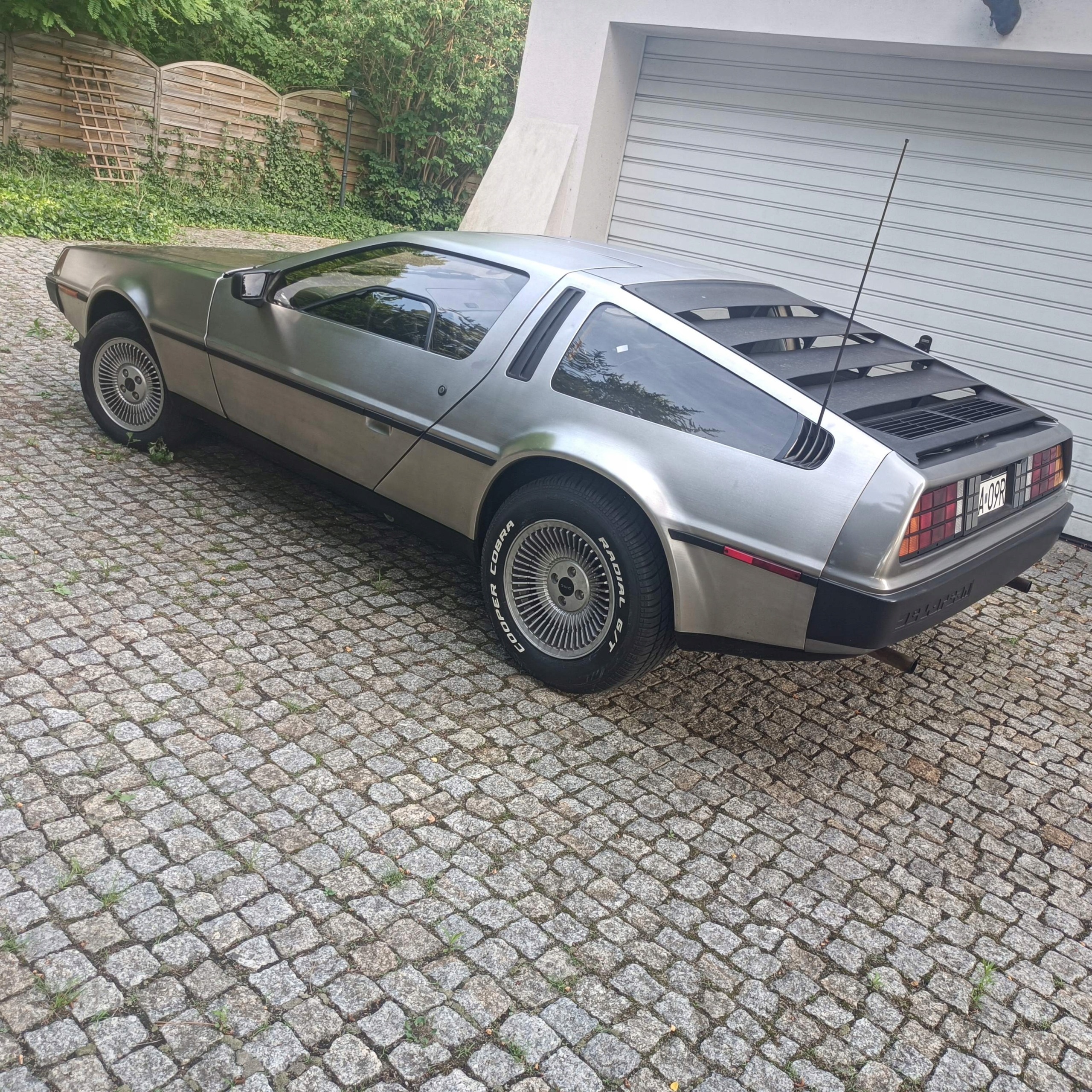 Delorean DMC-12 1981