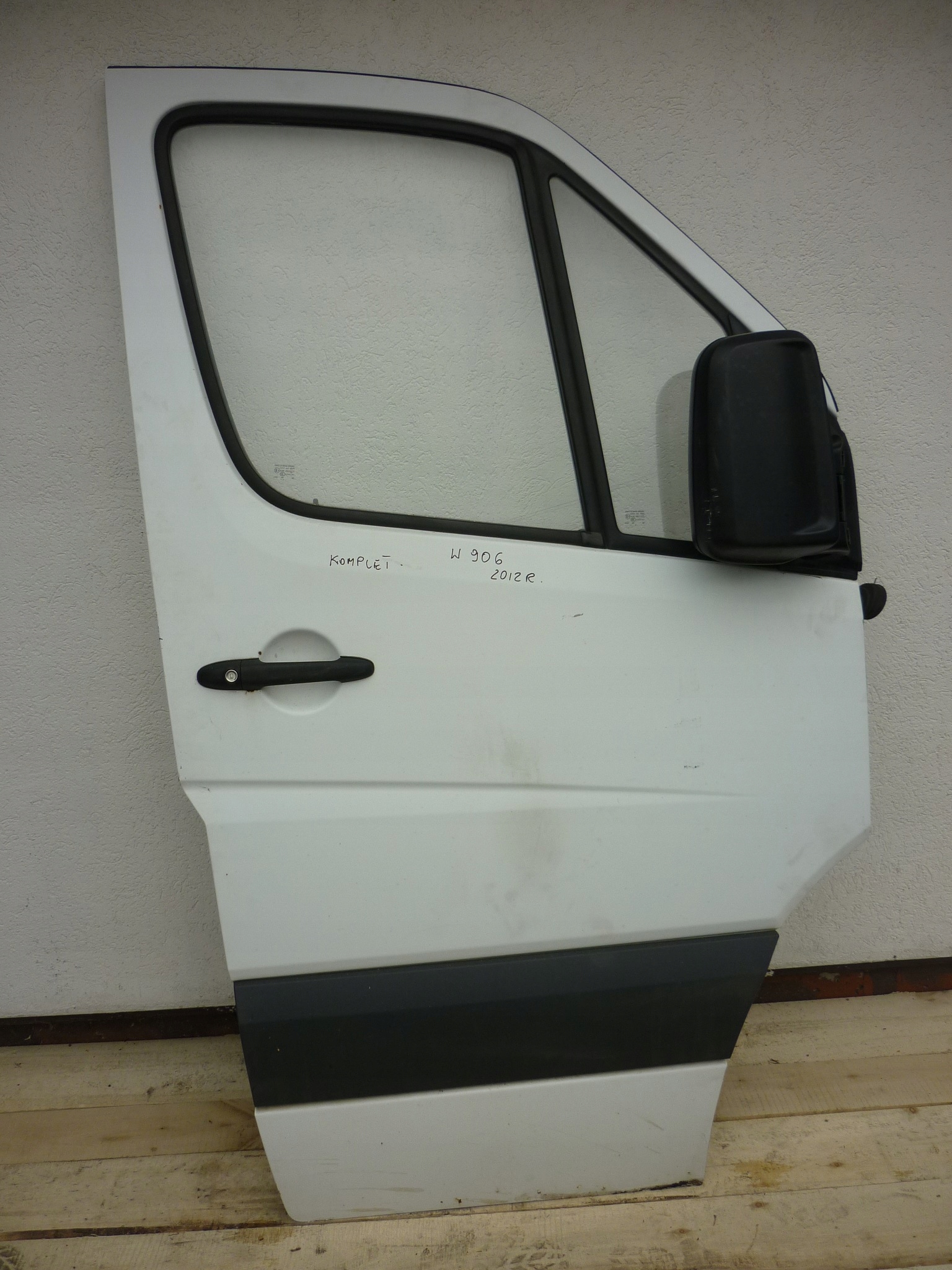 CRAFTER SPRINTER W906 DRZWI PRZÓD PRZEDNIE PRAWE