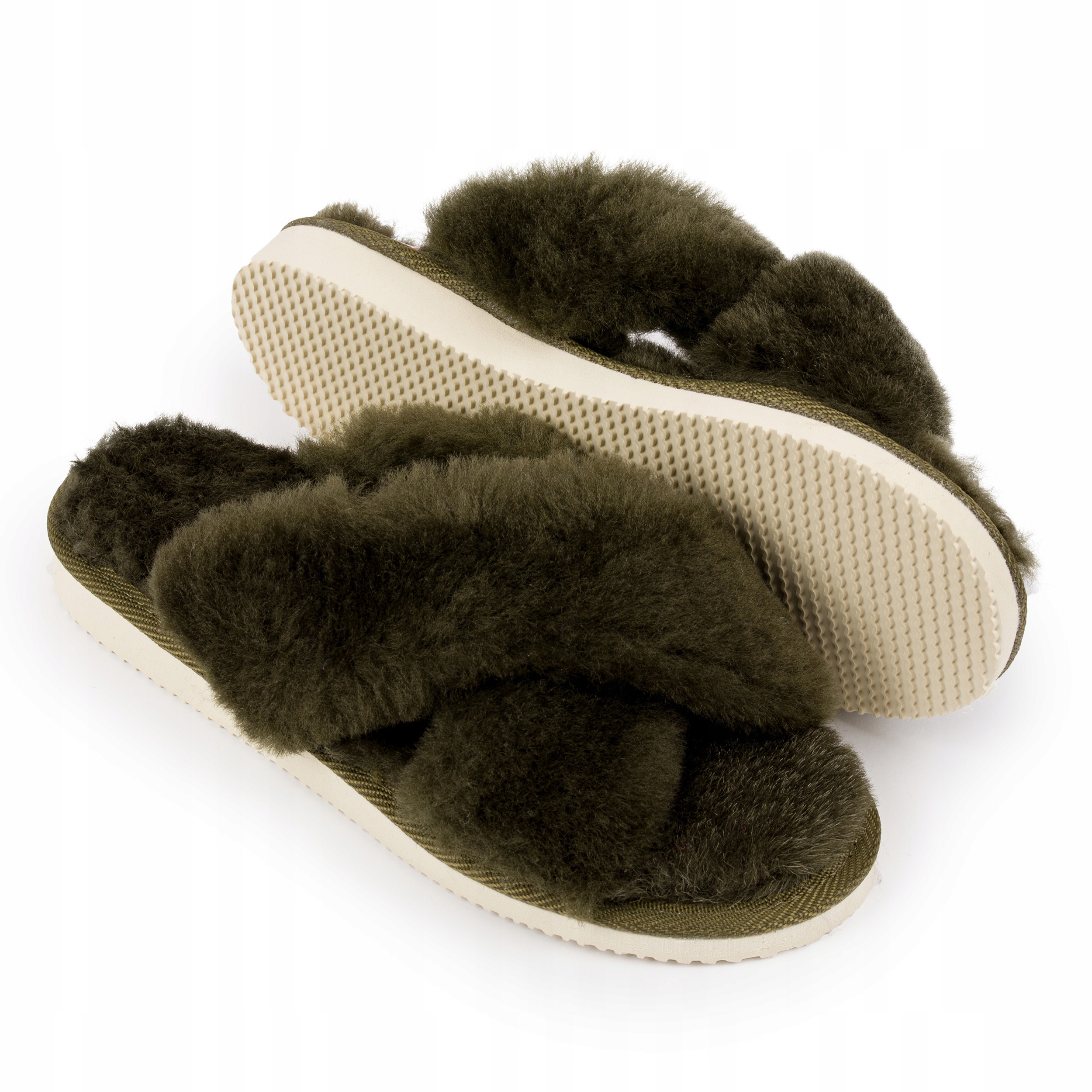 Pantofle s přírodní vlnou a pantoflemi prémiové kožešiny 40