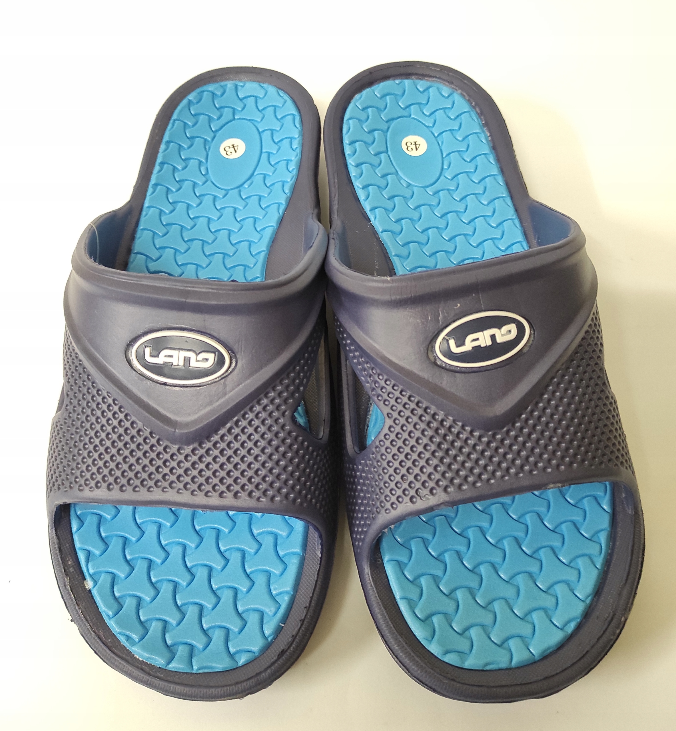 

Obuwie Klapki basen Niebieskie Nowość 2021 R.43