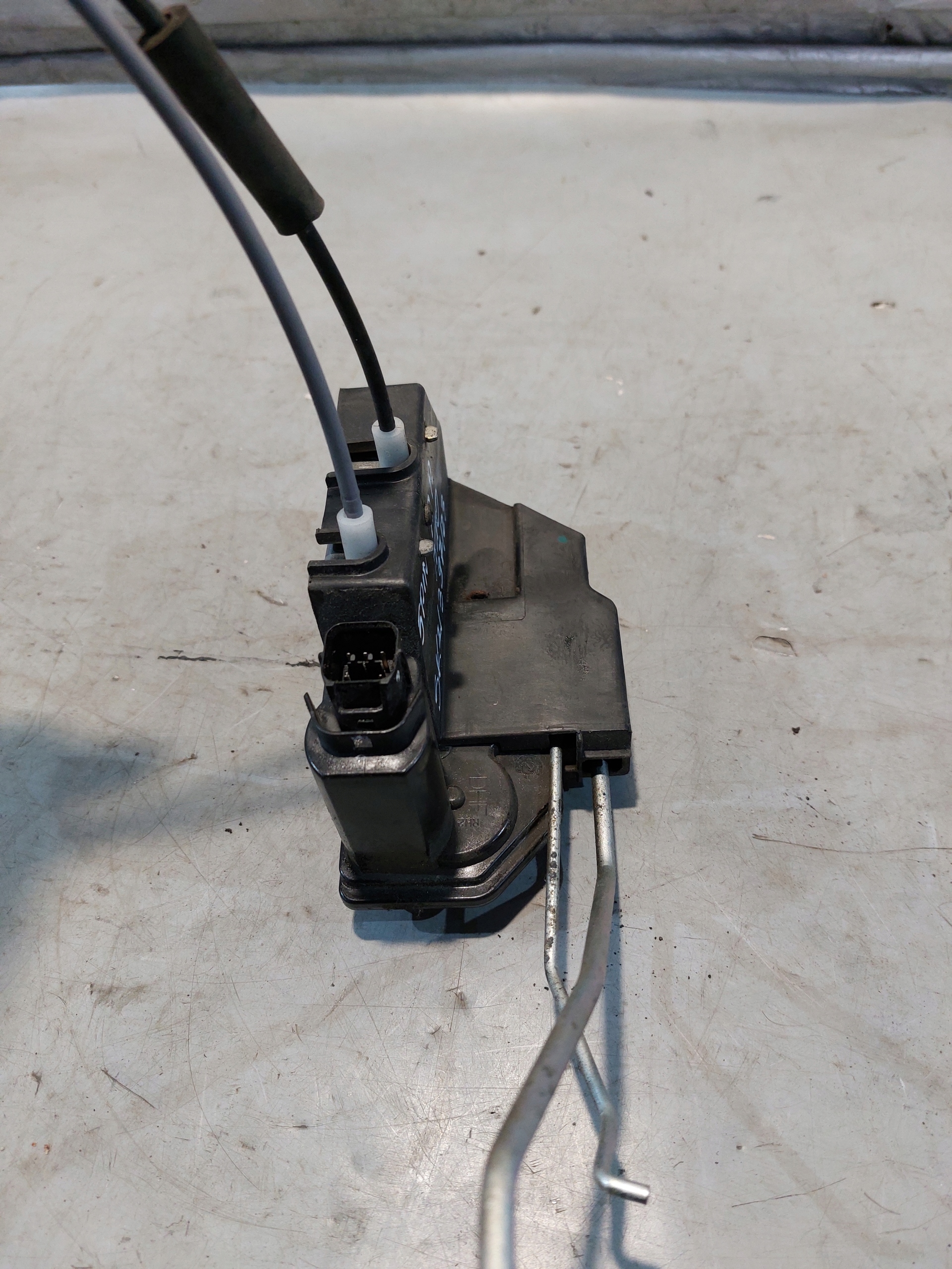 lock door right front 5PIN HYUNDAI I10 and