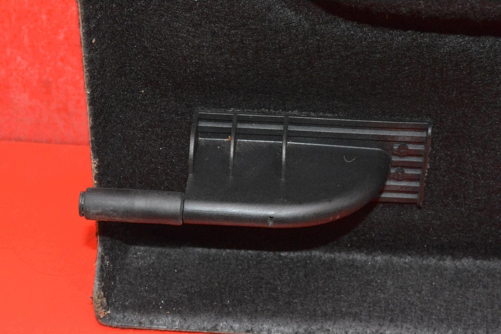 plato boot FORD MONDEO MK4 5D HB LIFT 10-15