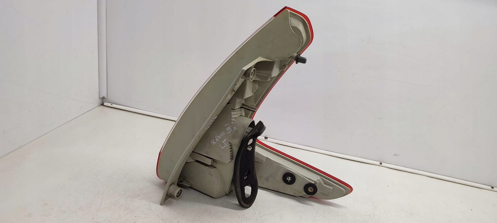 light rear part rear left Renault Grand Scenic III 1,5 DCI