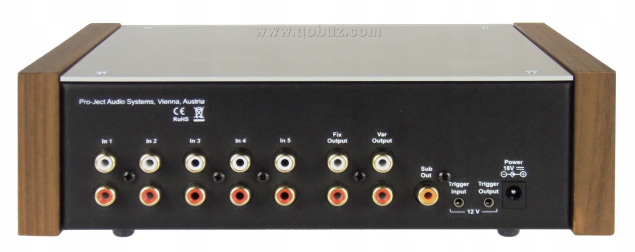 PRO-JECT PRE BOX DS2 ANALOG 5x RCA A-KLASA, ORZECH EAN (GTIN) 9120071653286