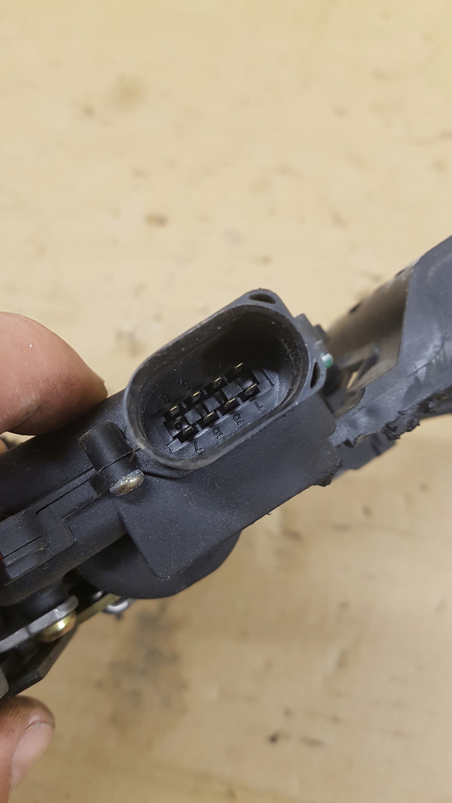 lock door right front VOLKSWAGEN PASSAT B5