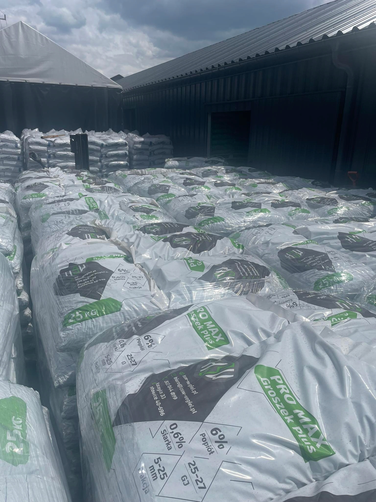 Ekogroszek workowany Groszek Plus 28-26 MJ 1000kg PALETA HSW Węgiel Marka inna