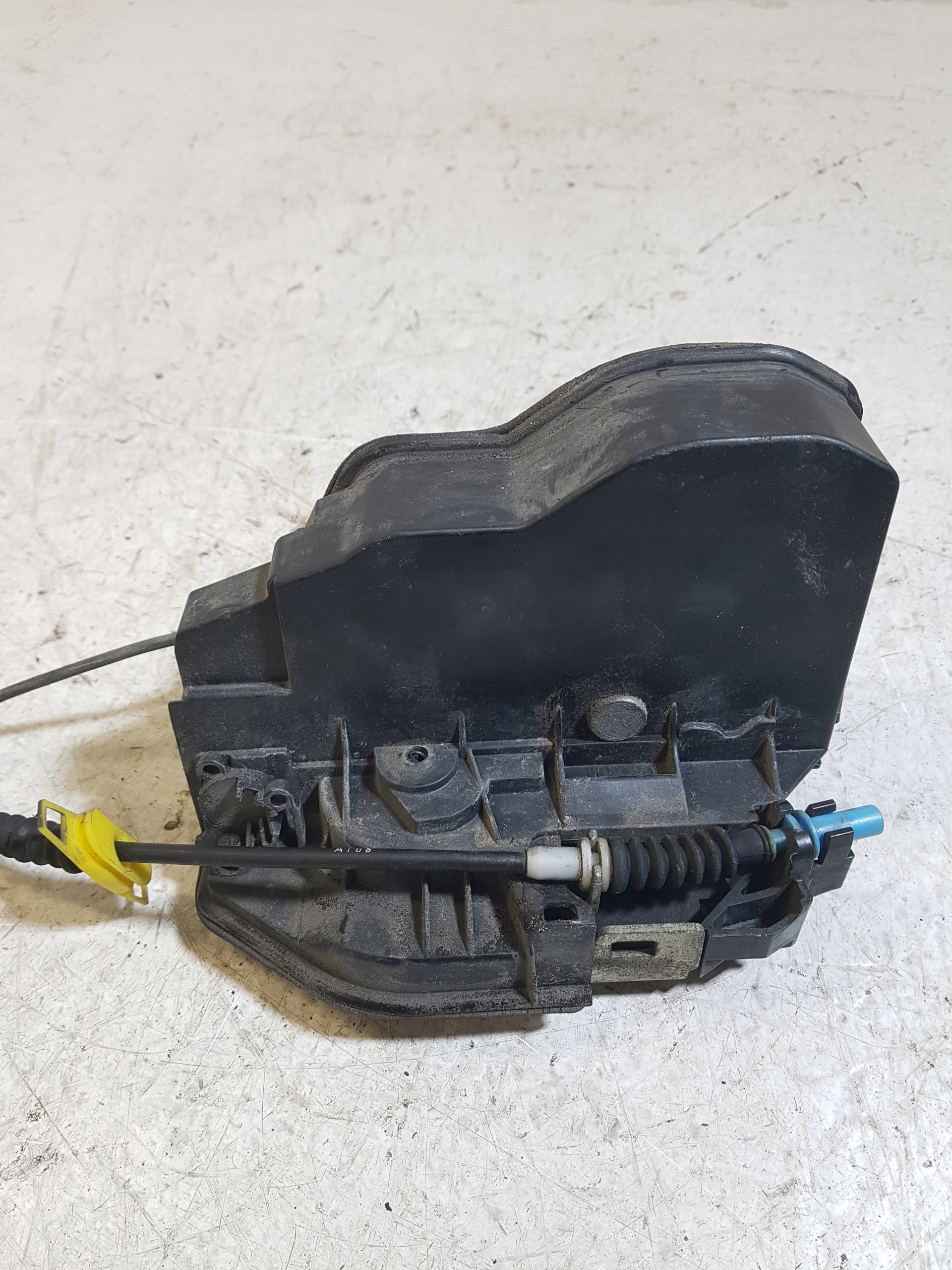 lock door right front BMW E60