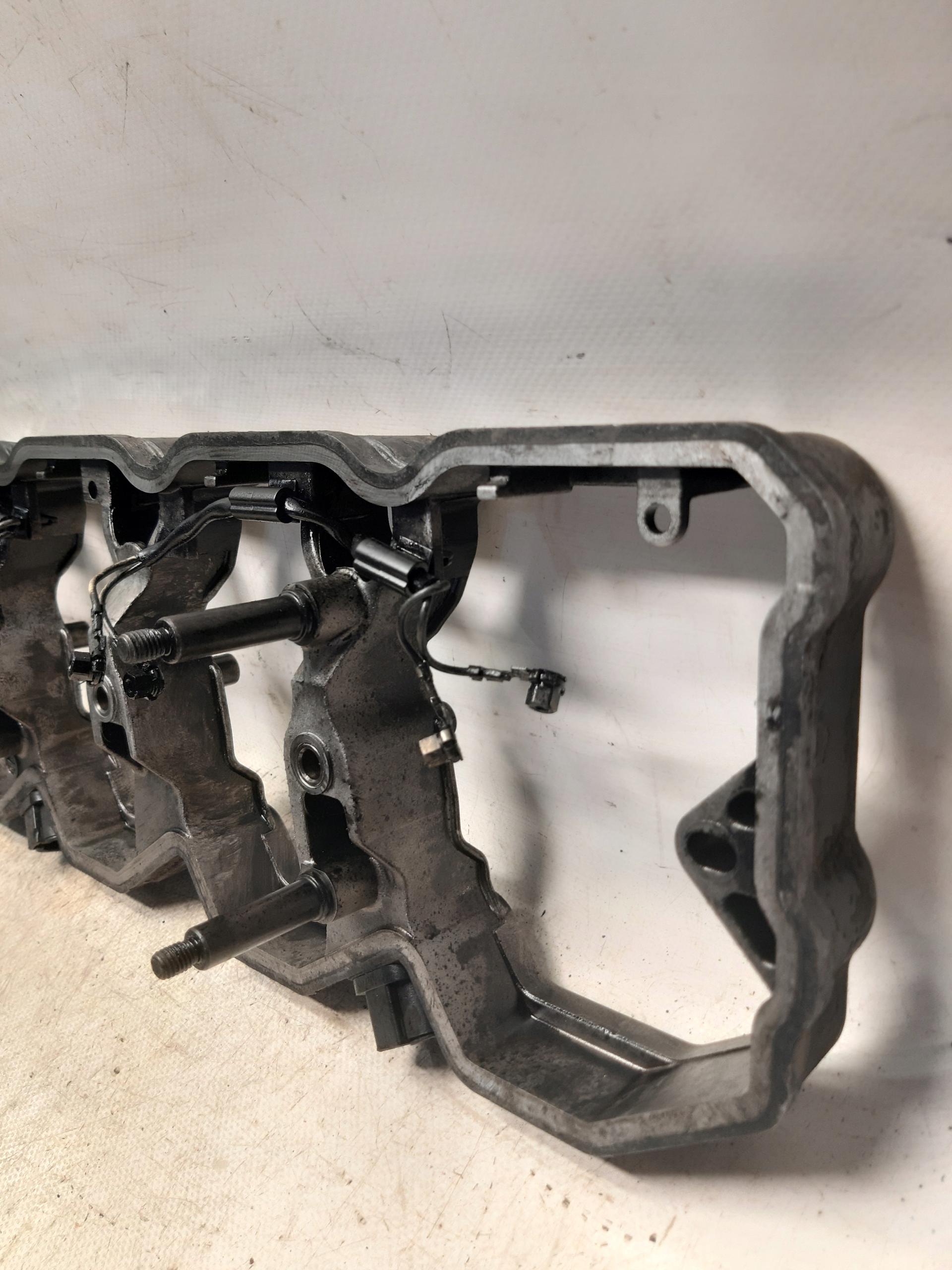 DYSTANS POKRYWY der Ventile IVECO EUROCARGO II 5.9