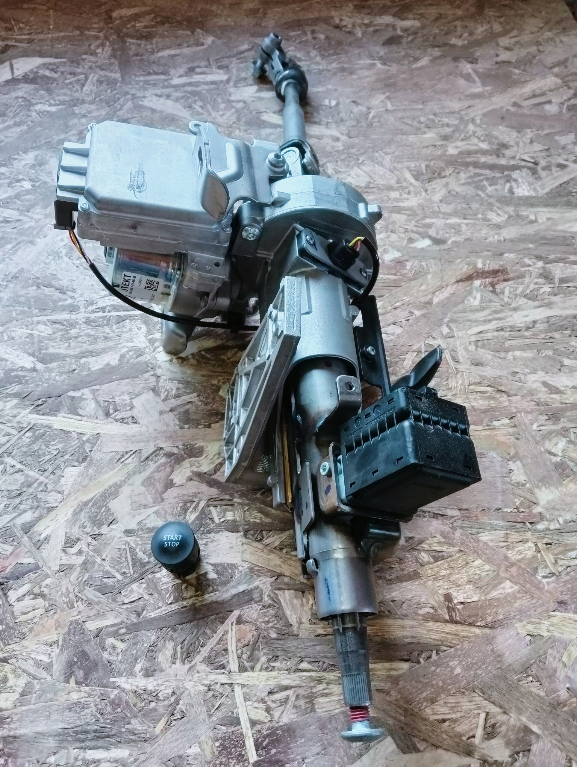 6700003800C - RENAULT CLIO IV КОЛОНКА УСИЛИТЕЛЬ 488104075R 20R