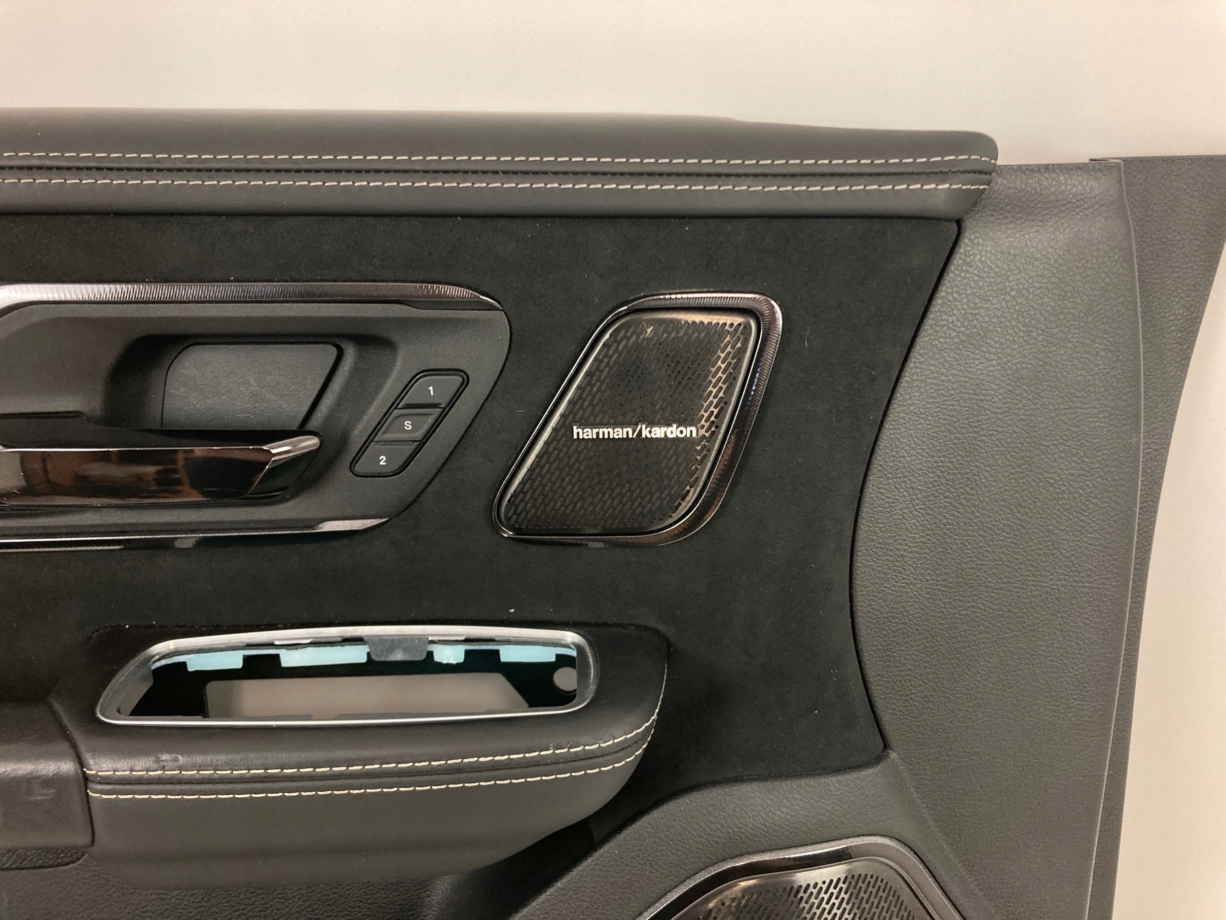 Ram 1500 TRX side door left front driver´s 2021-24