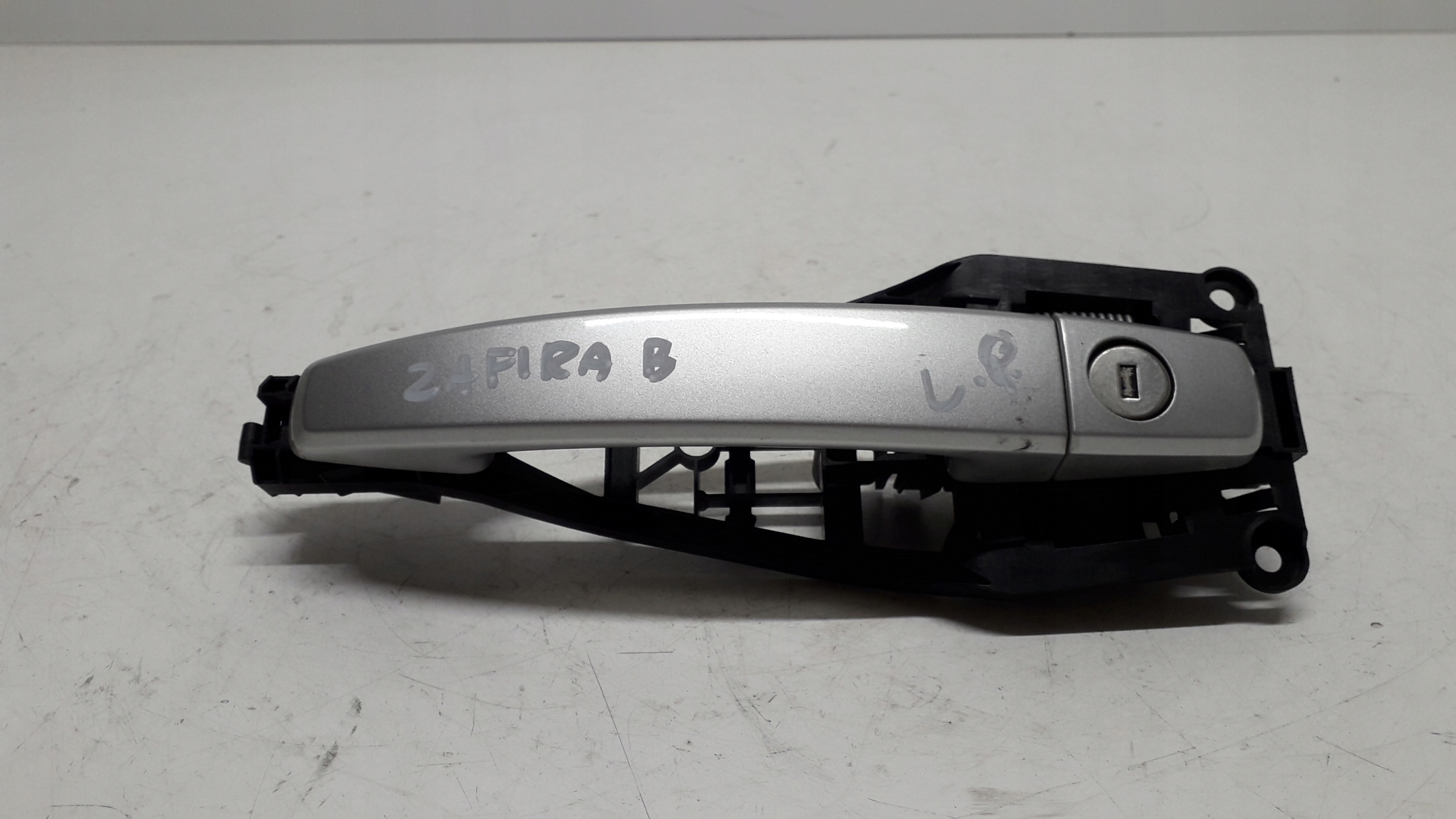 OPEL ZAFIRA B 05- KLAMKA LEWA PRZEDNIA