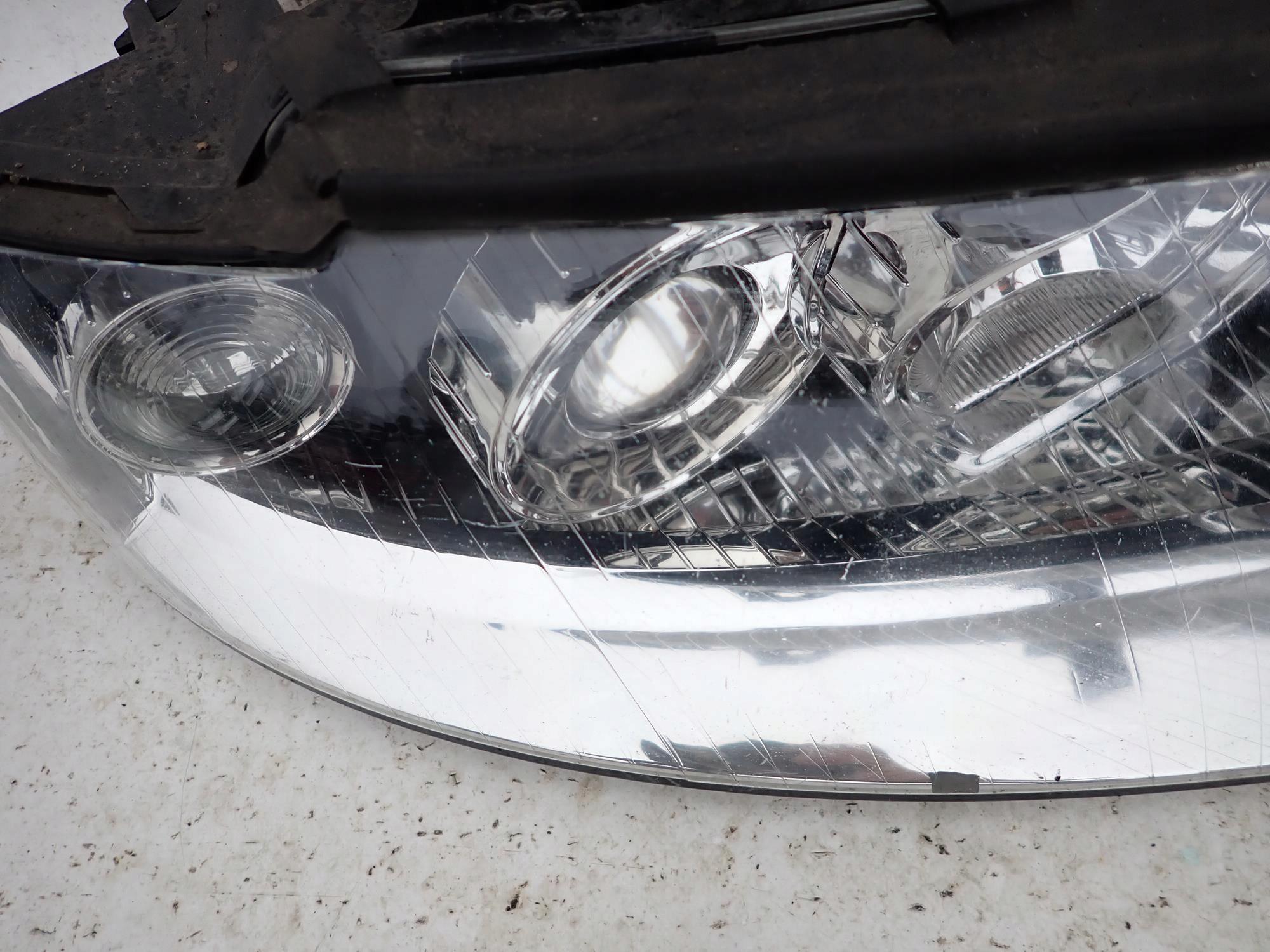 AUDI A4 B6 MALYSZ 00-04 light front front right