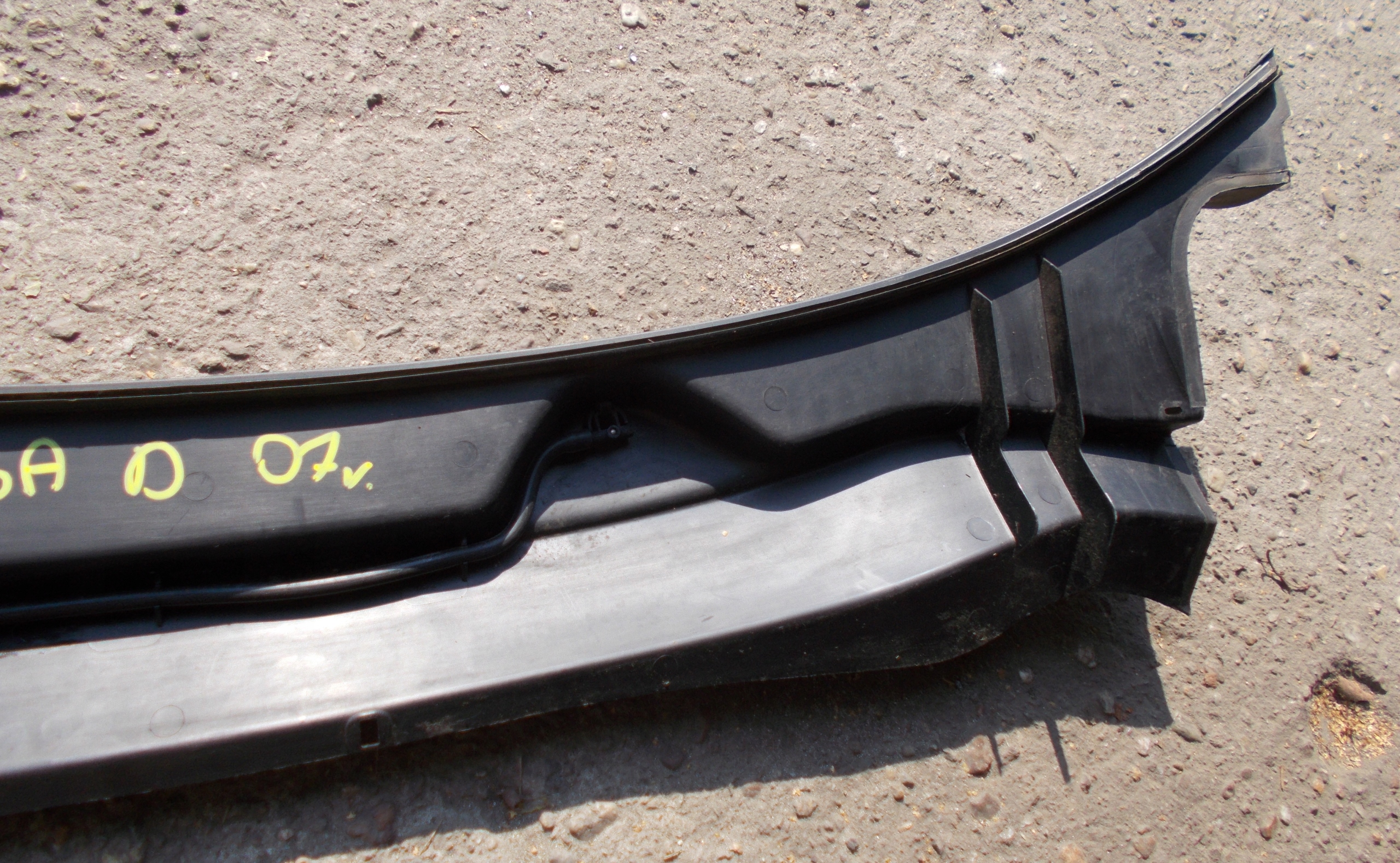 OPEL CORSA D 1.2 B 07R torpedo 13203618
