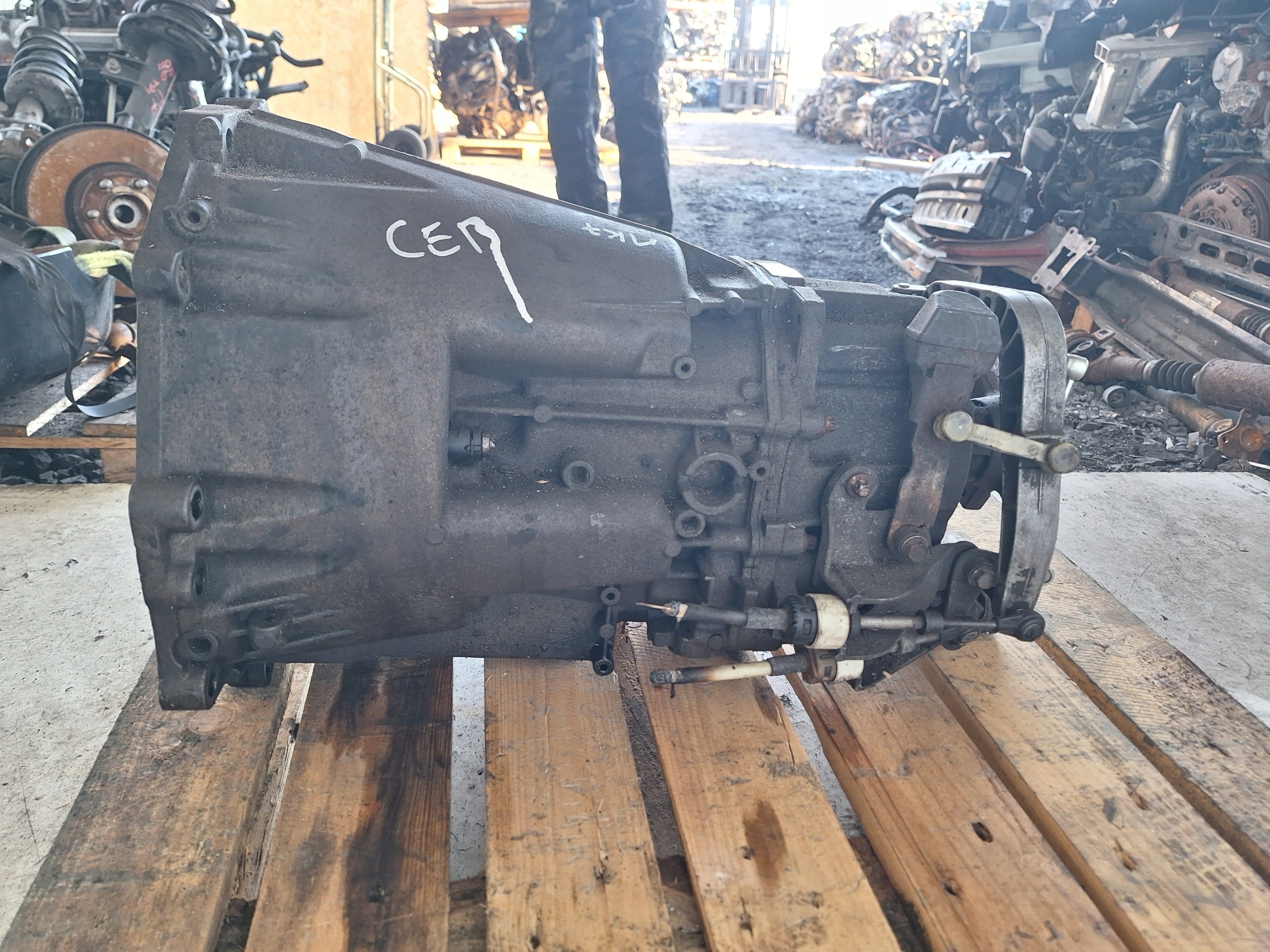 VOLKSWAGEN CRAFTER 09-11 getriebe 2.5 TDI CEB A9062610501