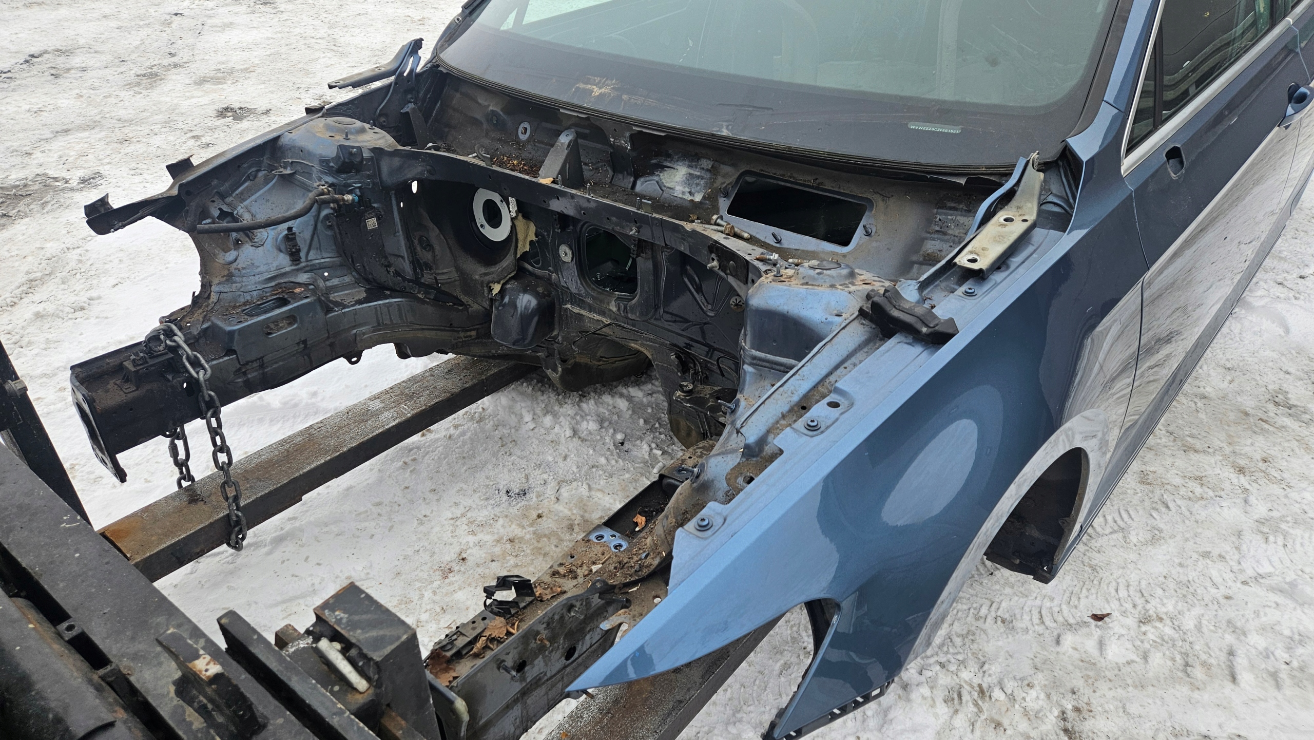 quarter quarter right left front VW PASSAT B8