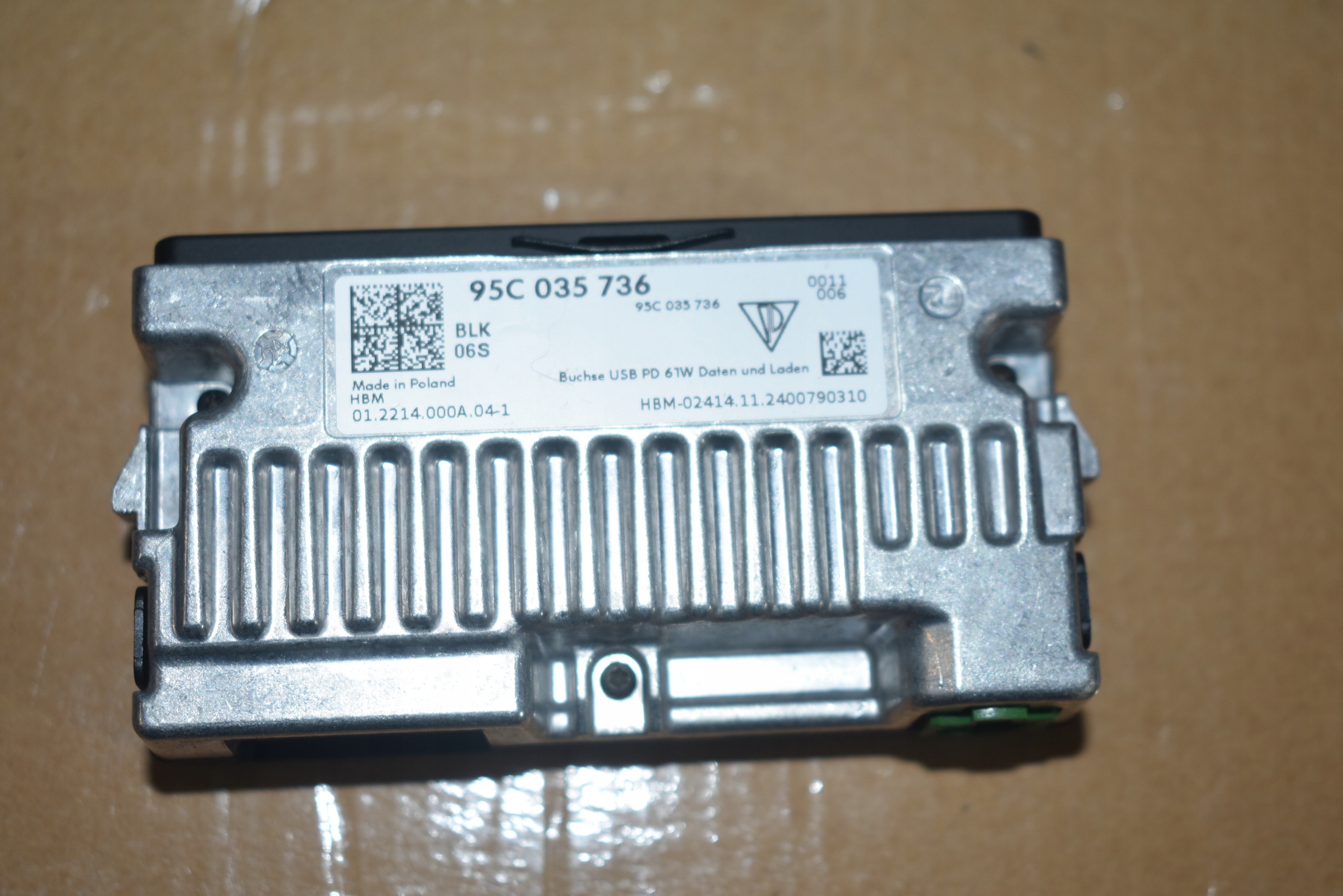 IDEALNE Adattatore USB PORSCHE 1