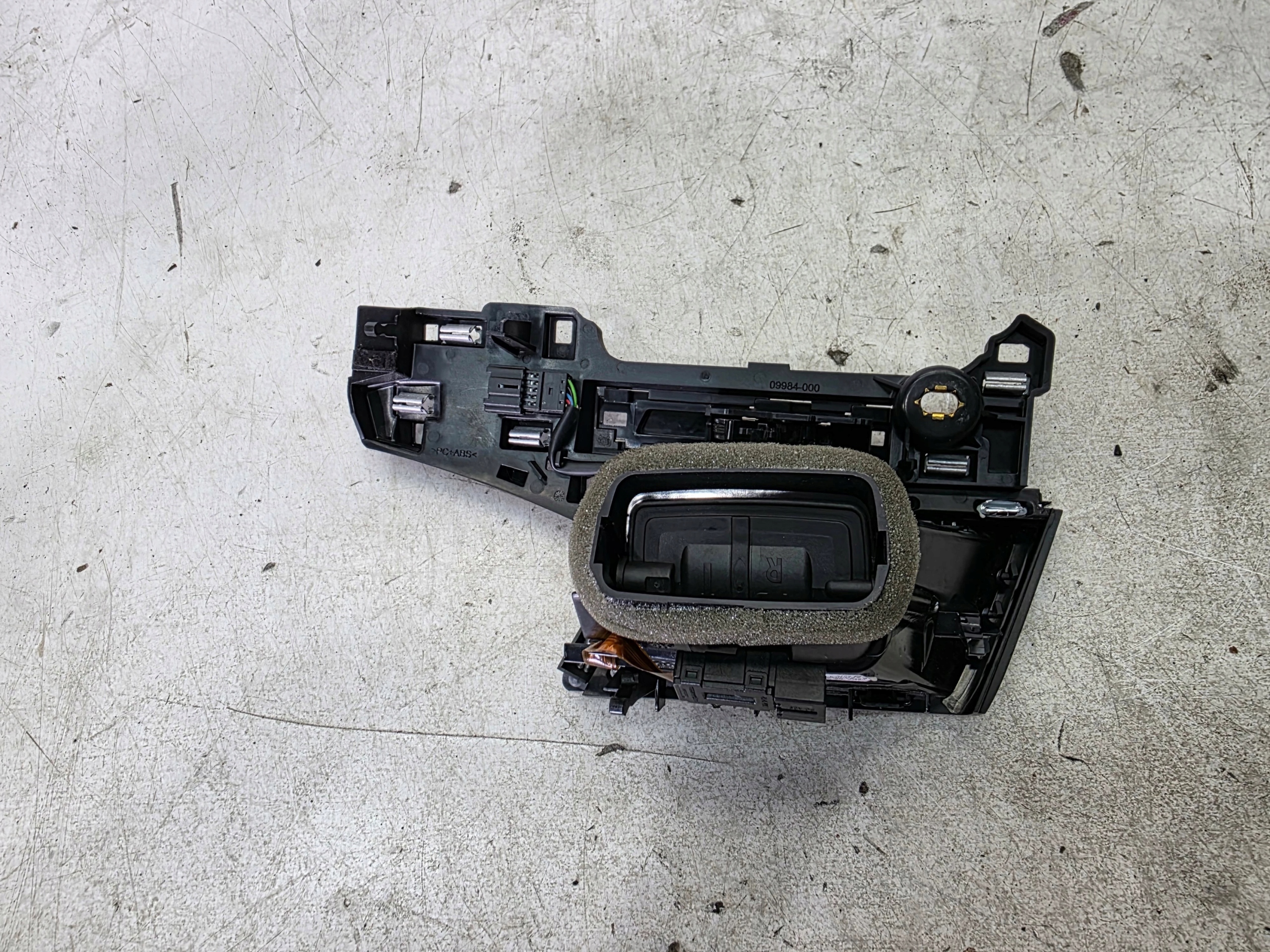 grid air conditioning devices right AUDI Q7 4M 4M2820902AL ANGIELSKA