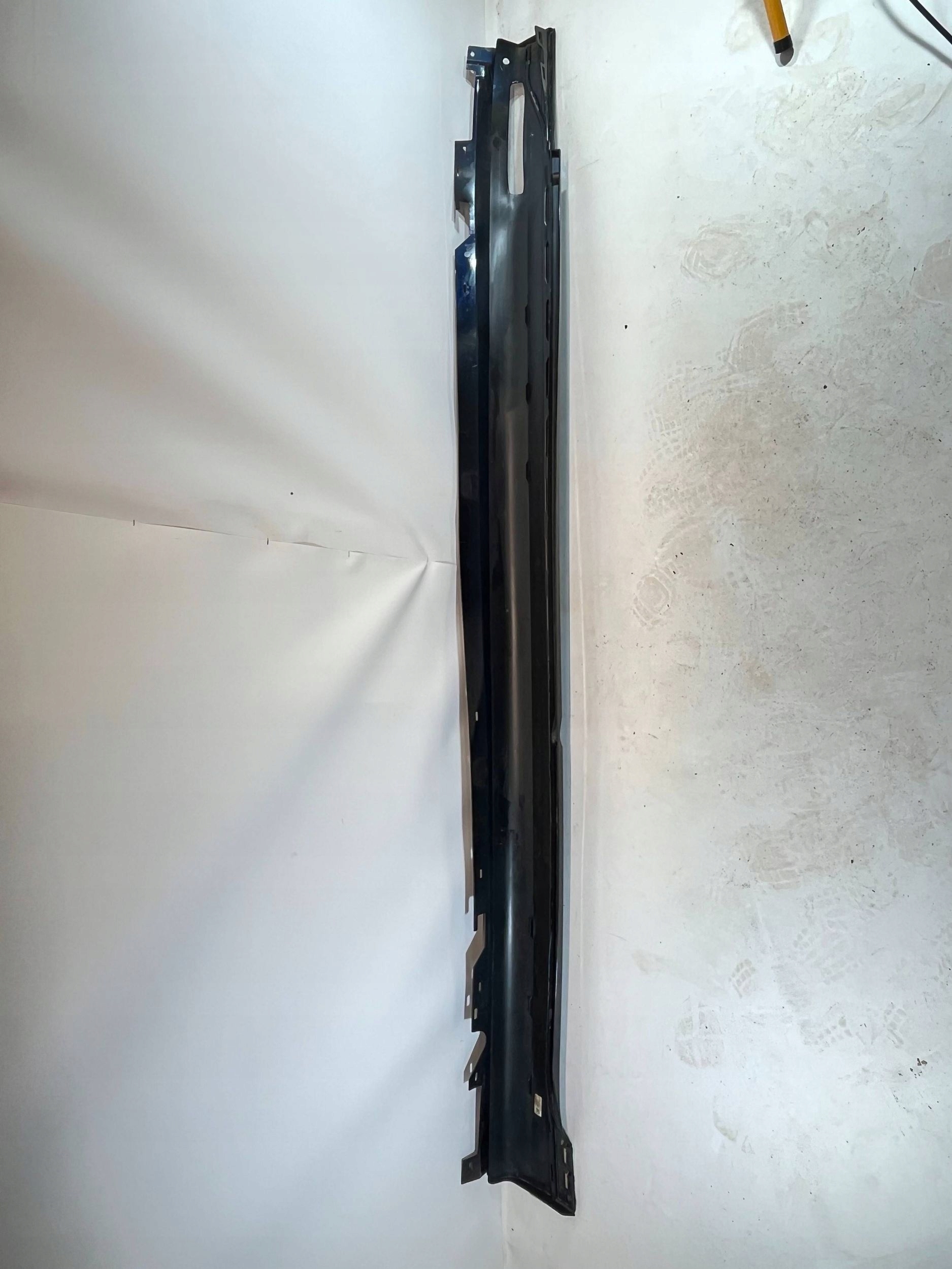 moulding threshold BMW 7 G70 G11 9464150