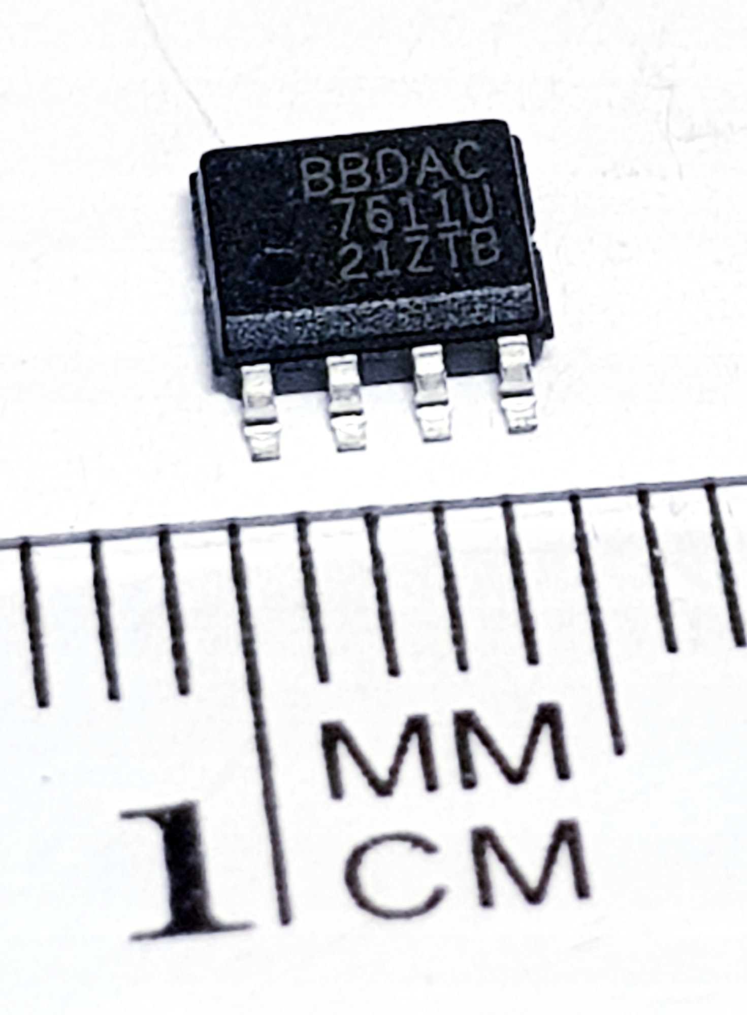 DAC7611U 12-bitowy przetwornik cyfrowo-analogowy Dac Texas Instruments