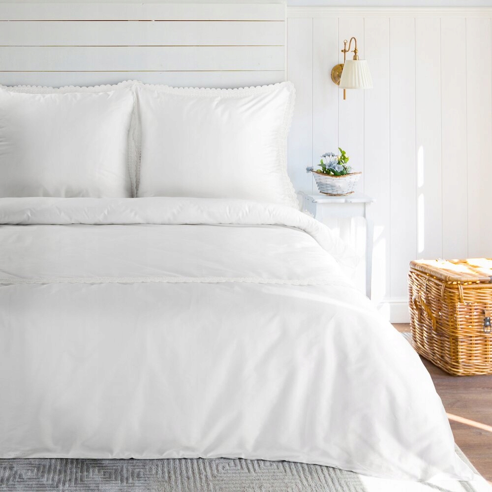 Posteľná Bielizeň 200x220 Retro Eurofirany biela ozdobená čipkou, balená